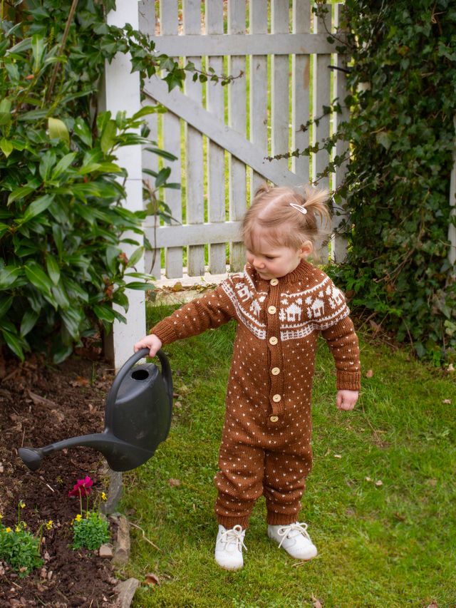 423K-03b CABIN heldragt