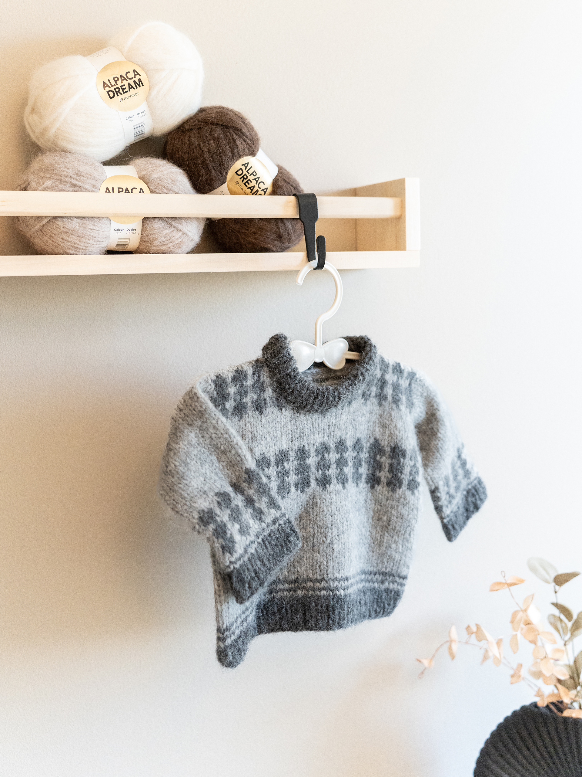 423v-03c CHARLIE SAGA baby