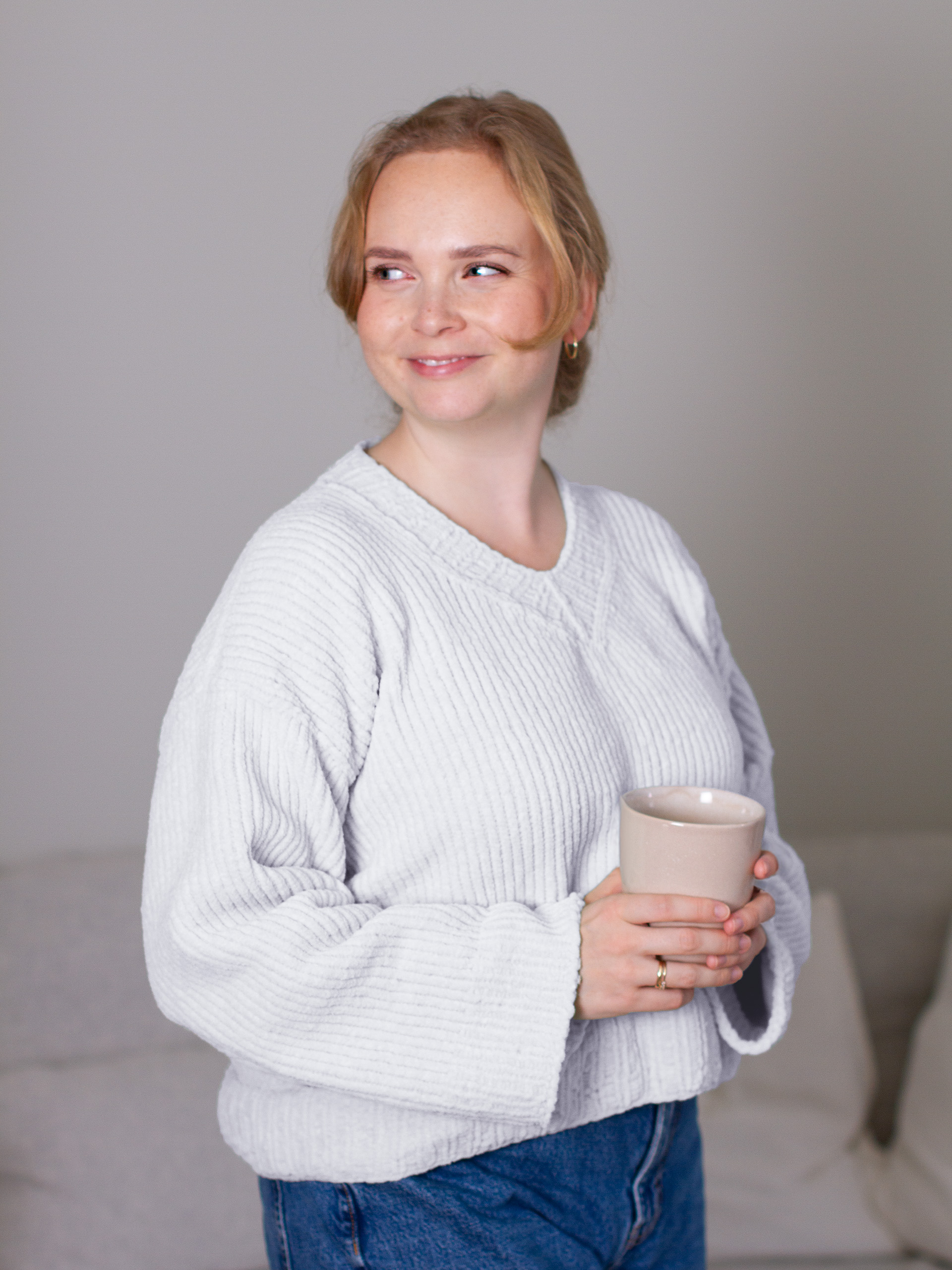 24024-D Chill genser - Hvit