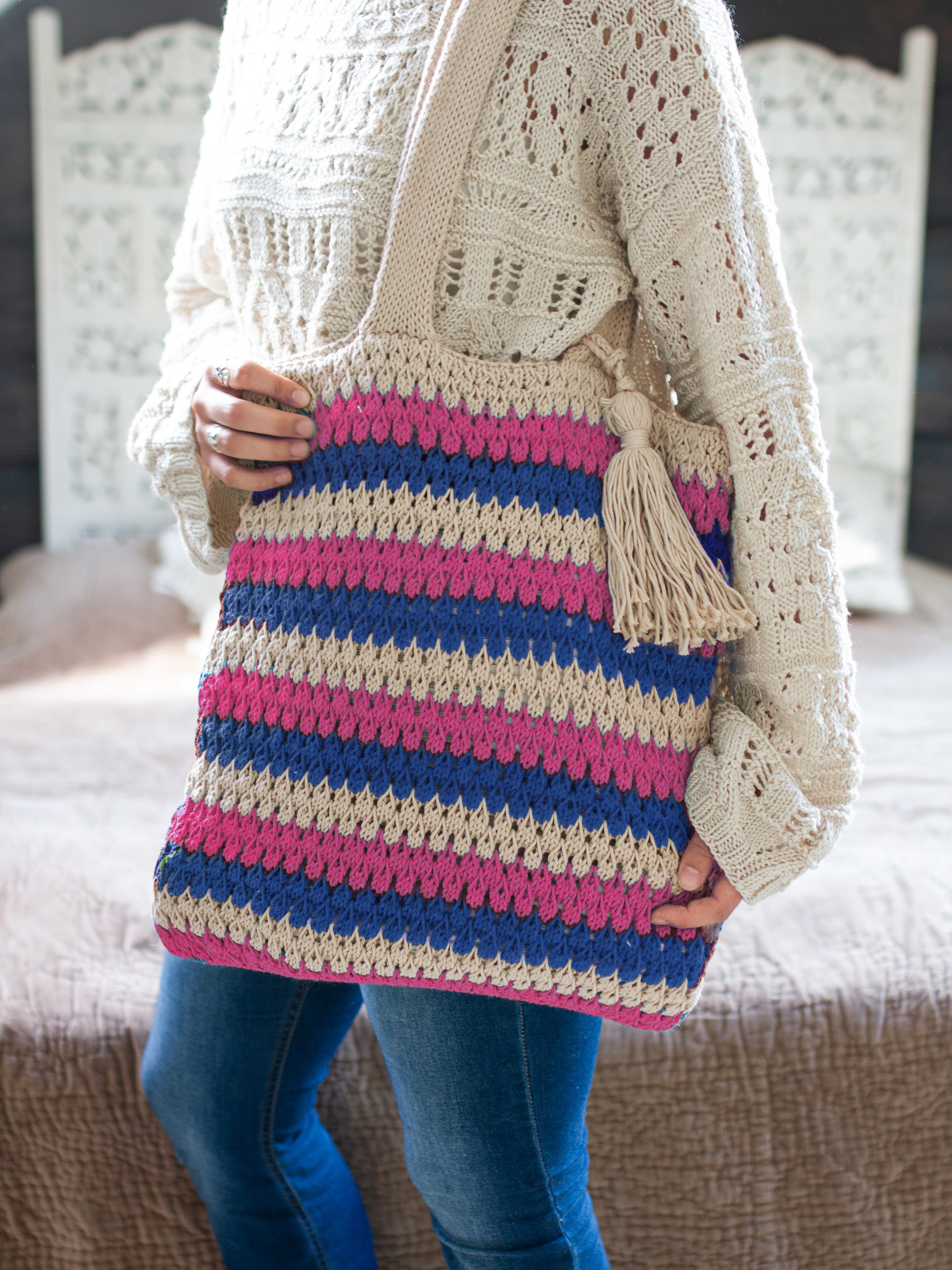 323K-04c COACHELLA veske