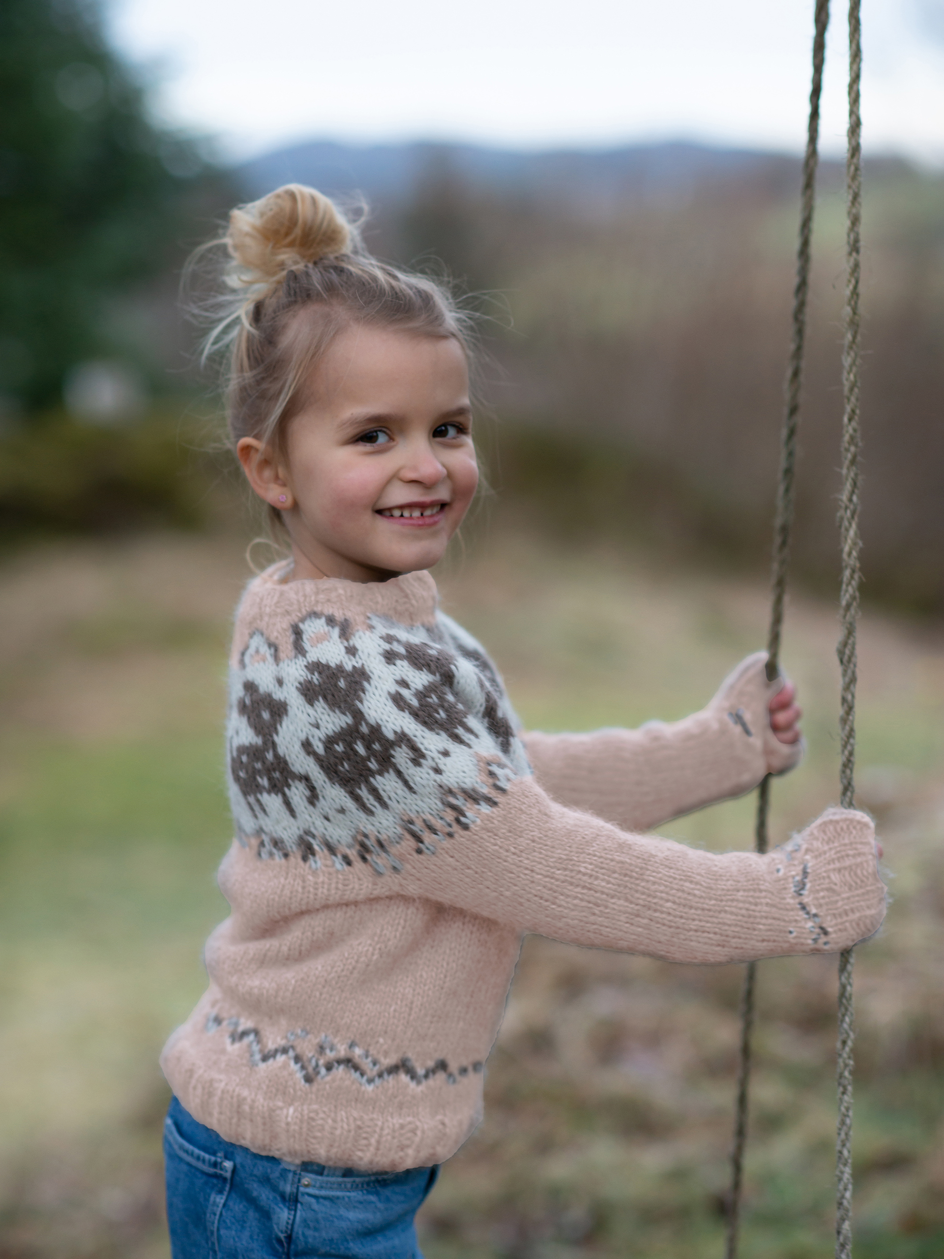 DEER sweater børn abrikos