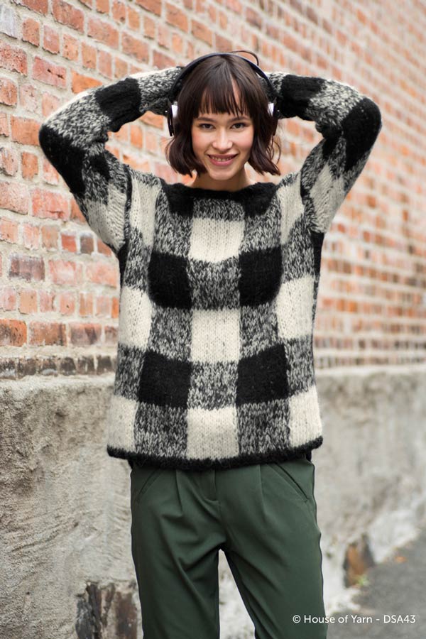 43-13 Easysquare Sweater