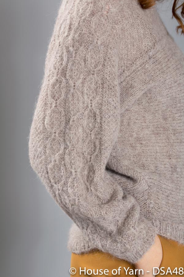 48-03 Bergflette Sweater