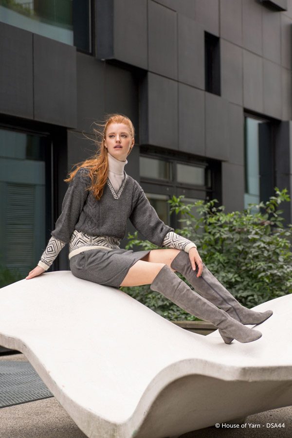 44-04 Zoe Birdeye Sweater