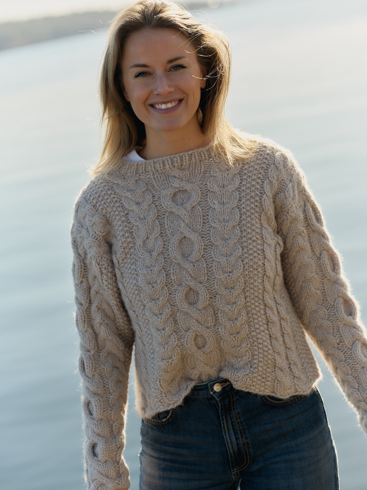 521EI-02d Ella Crewneck