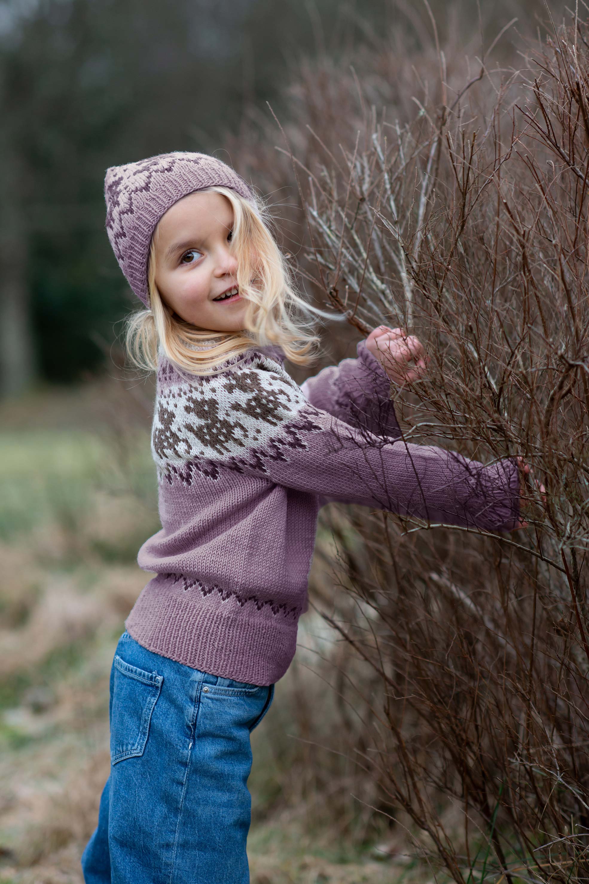 FAUNA trøje og hue dus grålilla
