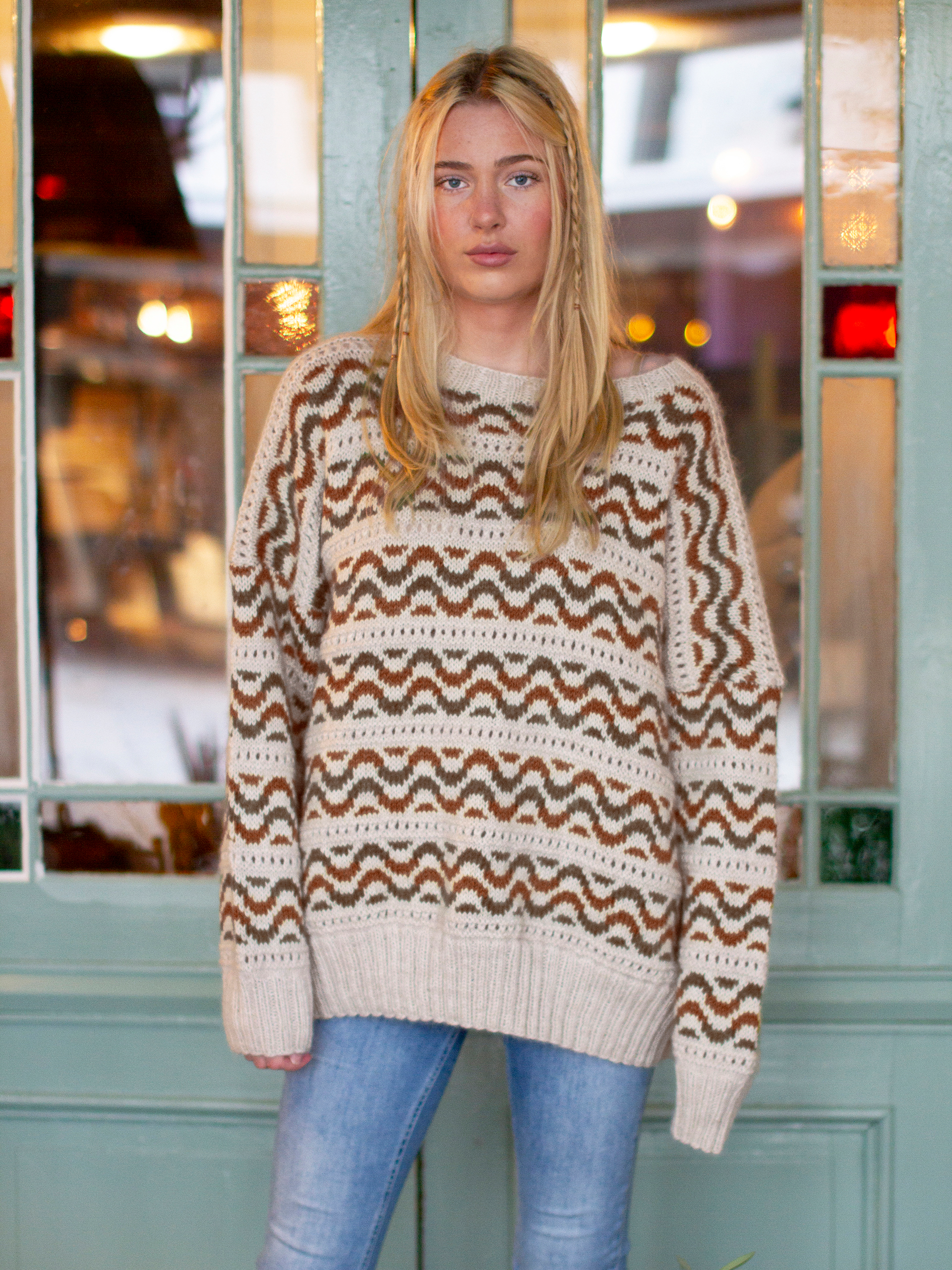 322K-01b Flom sweater