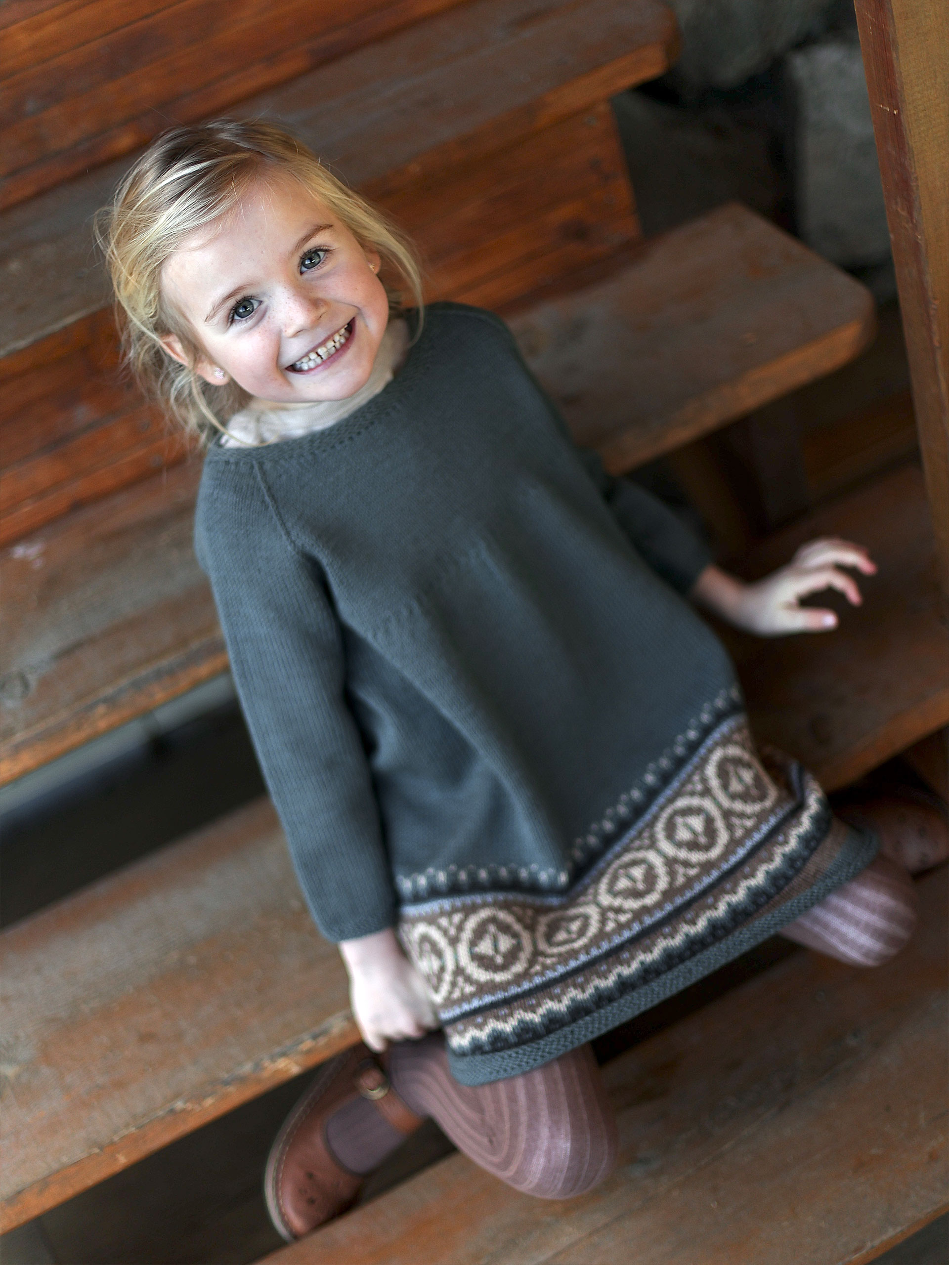 321S-03a GAARD børnekjole