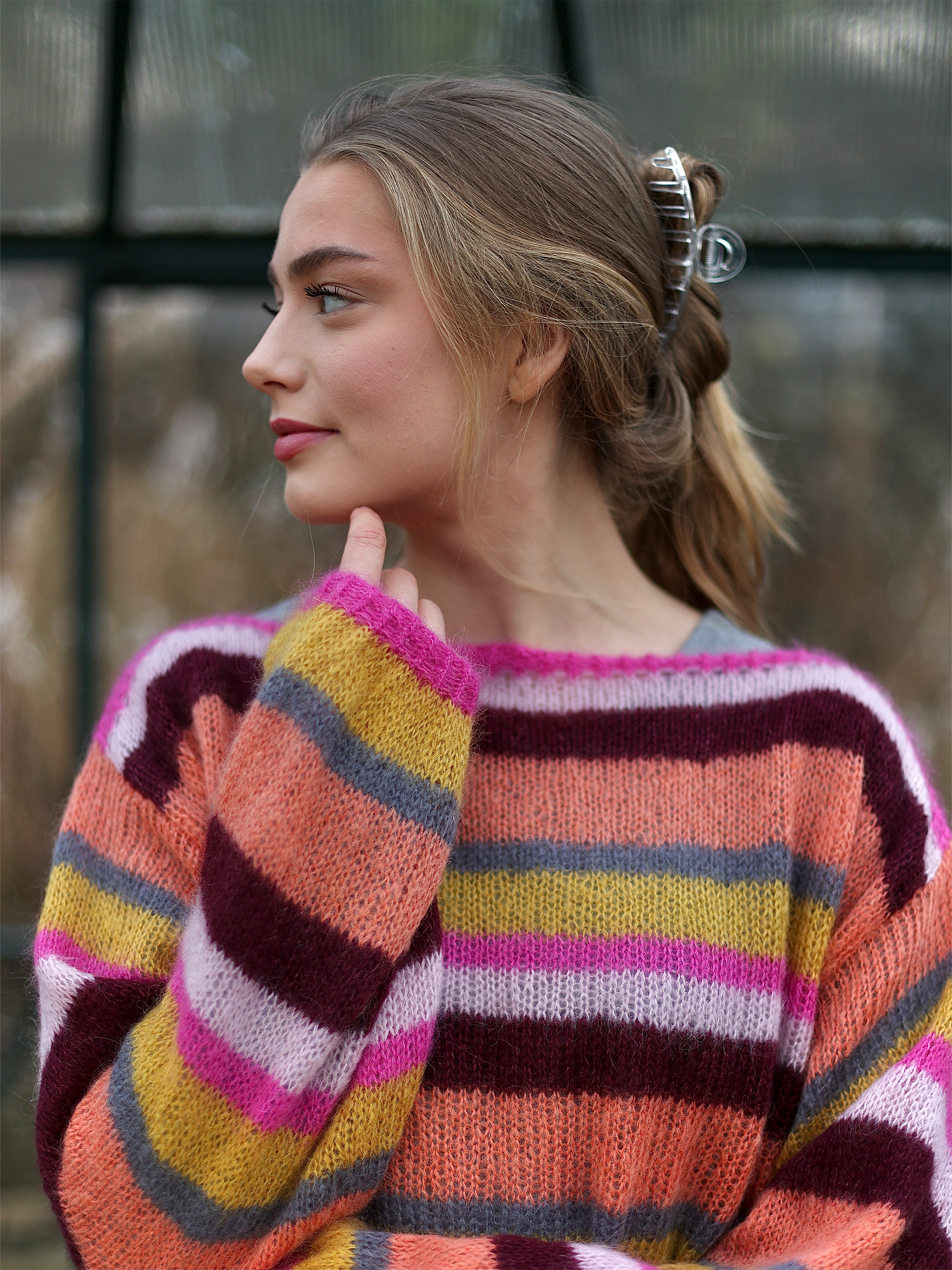 322S-02a HENNIE sweater