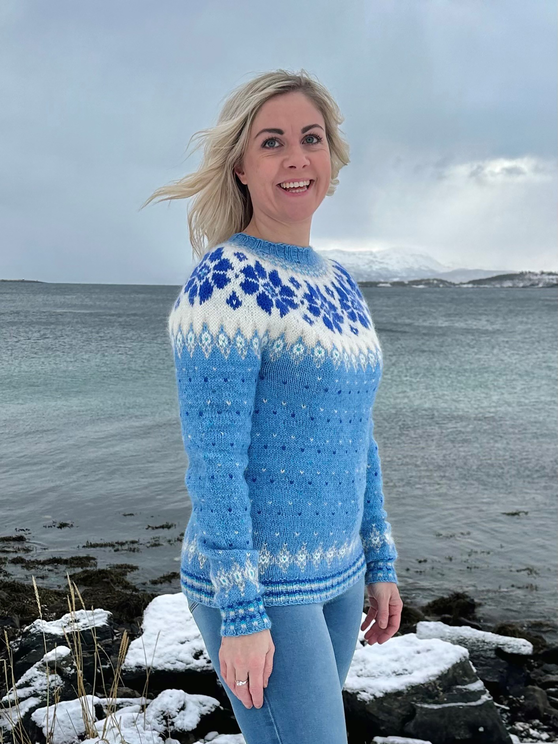 521E-05b Jonna sweater - UTGÅTT GARN
