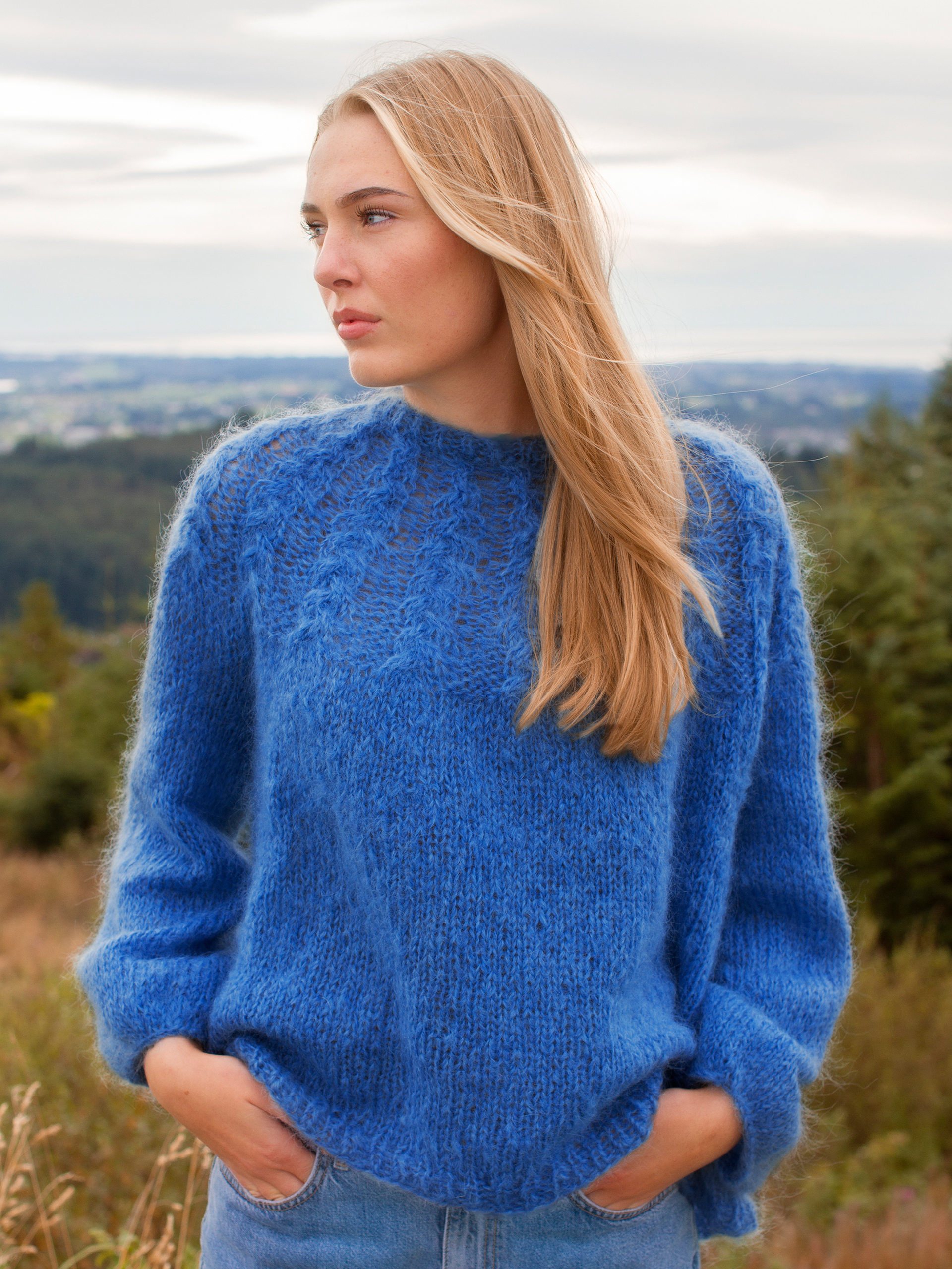 LARGO sweater klar blå