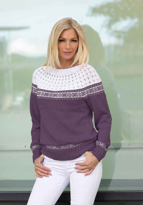 1915-4 May lilla sweater mørk lilla