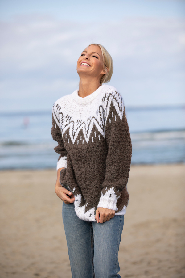 1923-5 Mamma sweater