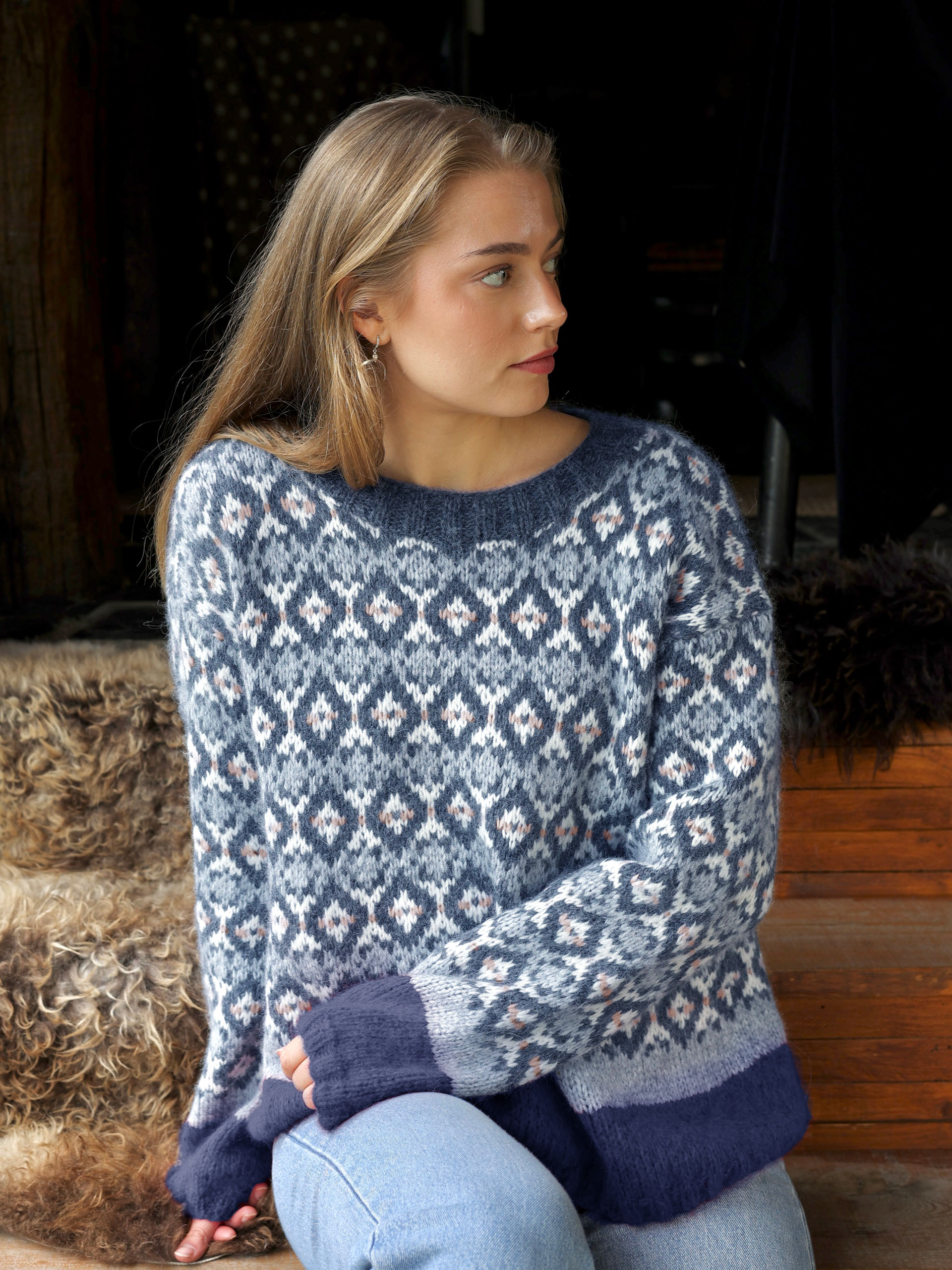 529S-04b MIEAU unisex