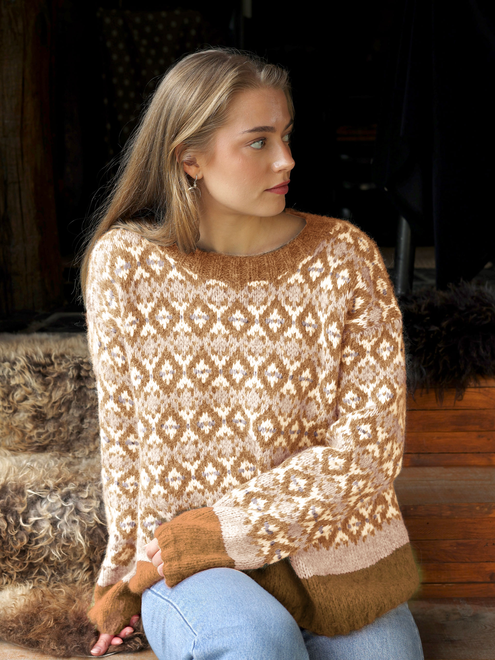 529S-04e MIEAU unisex