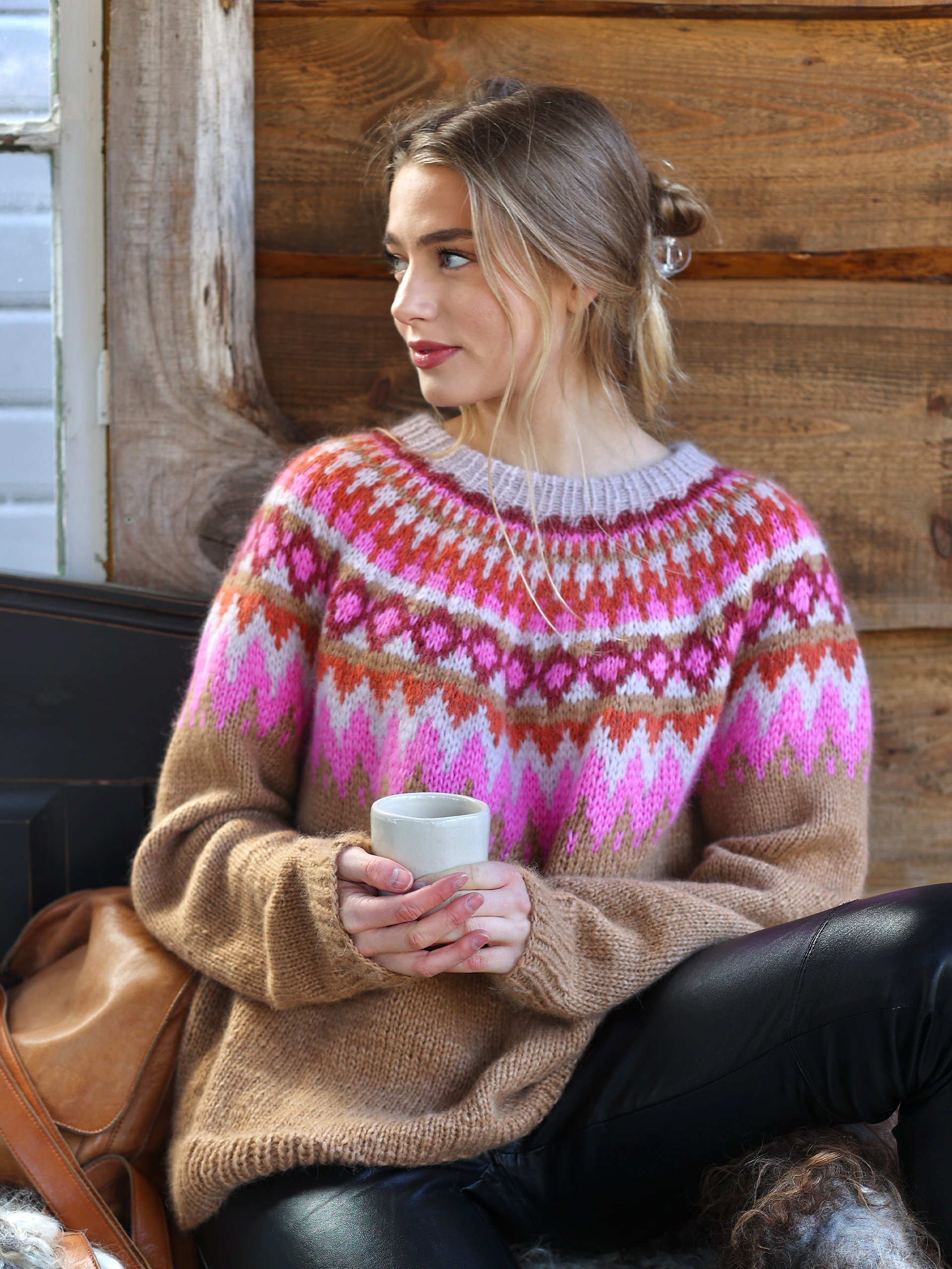 NOON sweater camel