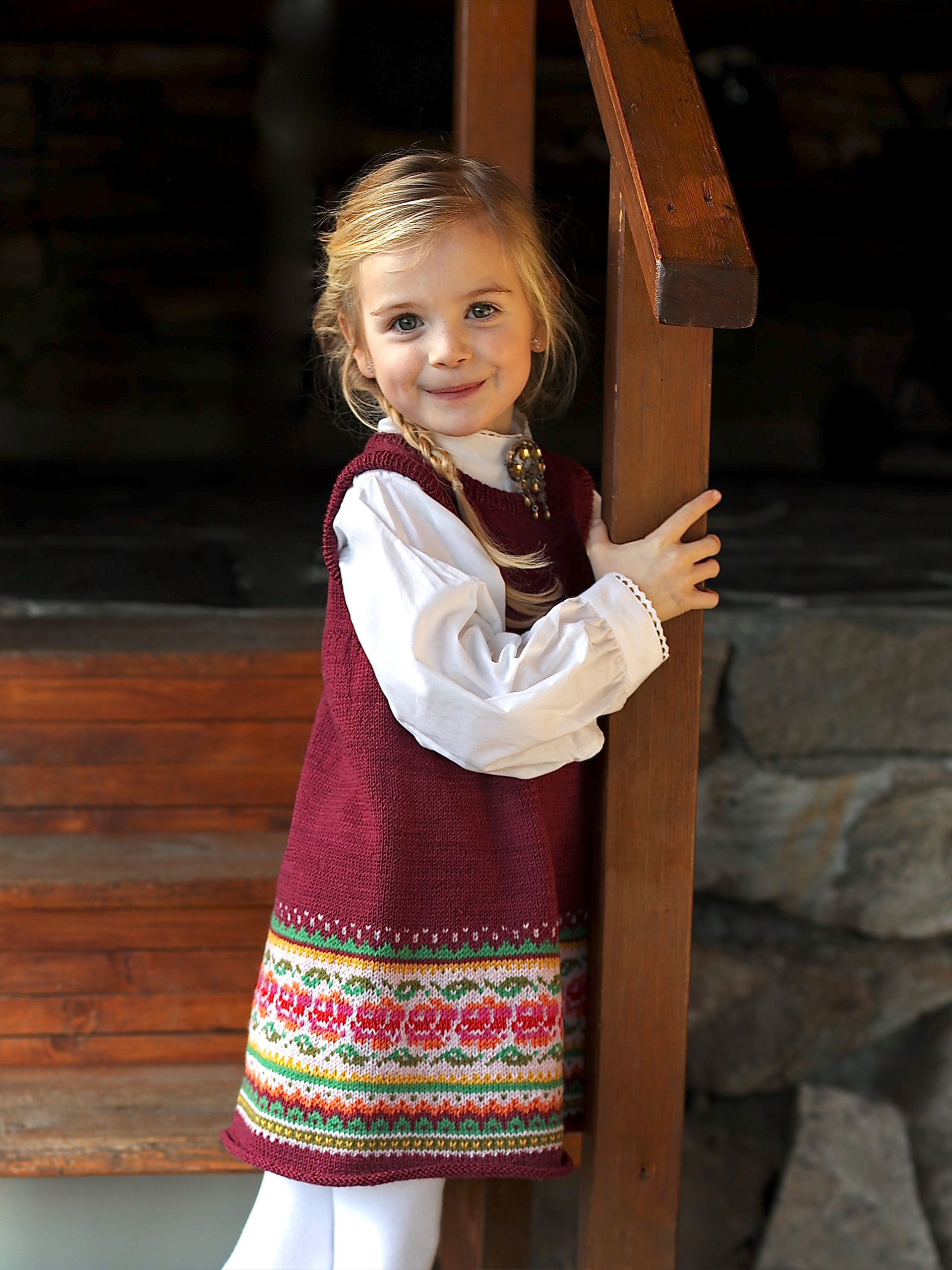 321S-07a PIEROSA ærmeløs festdragt