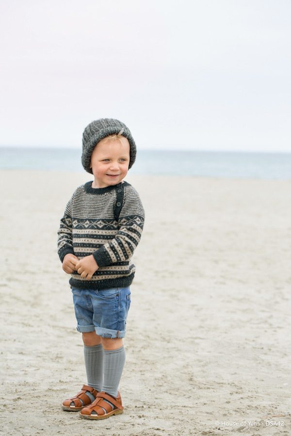 42-13 Kryss & Kringle Hat