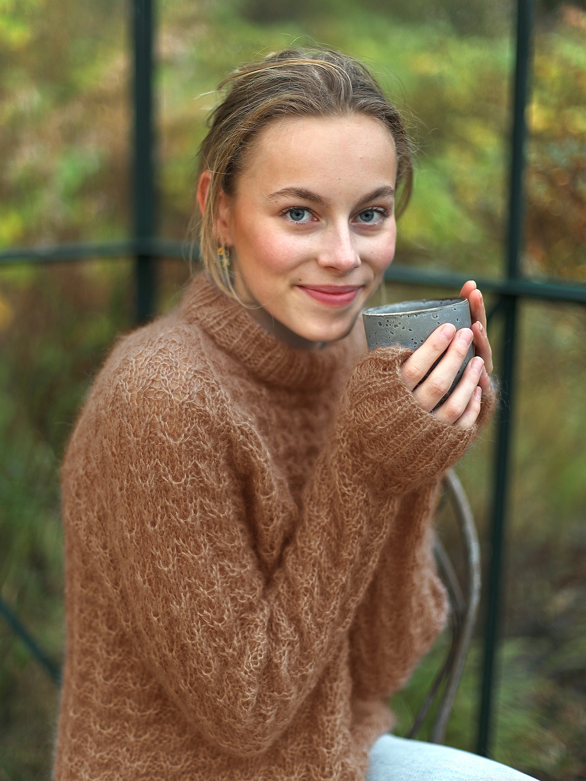 SINA sweater gyldenbrun