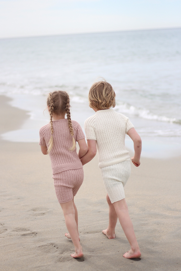 SOMMERSETTET ubleket hvit