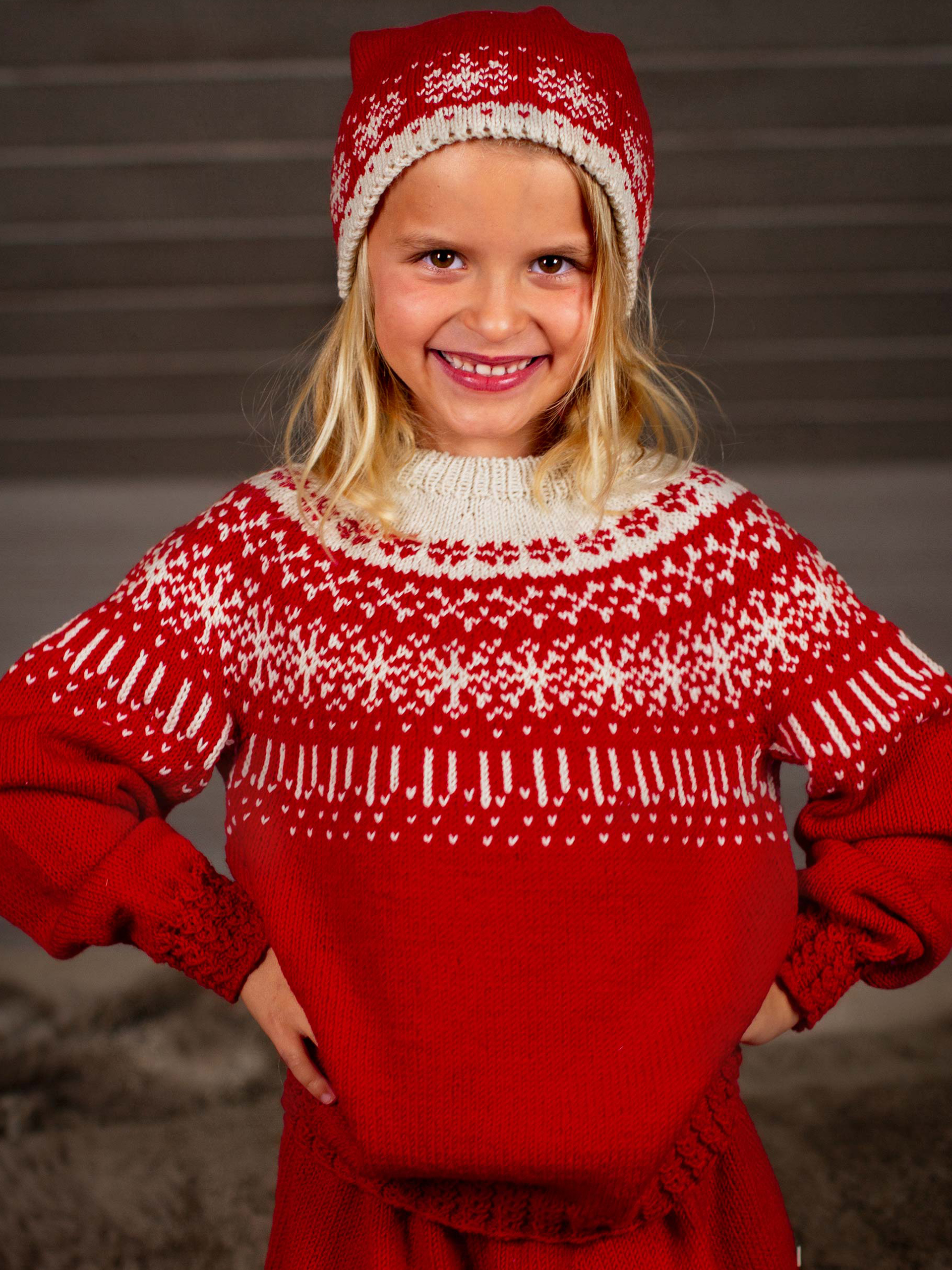 STJERNESKUD sweater børn rød/kitt