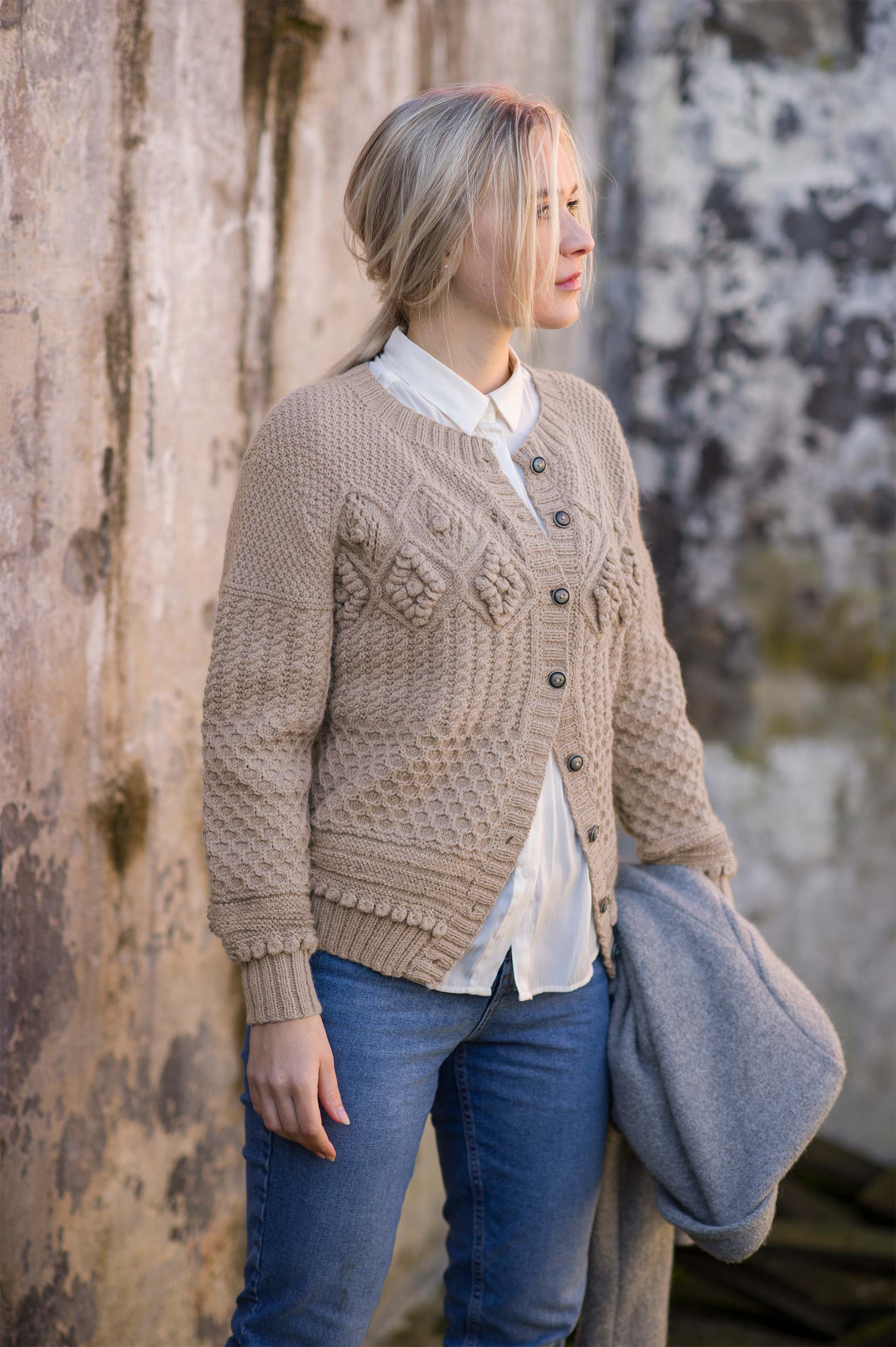 SUZANNE striktrøje beige