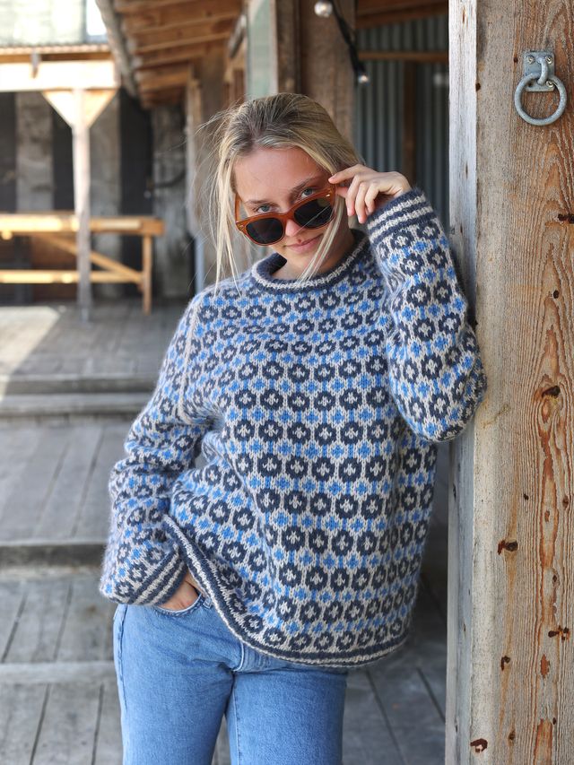 SVALASTOG KOS M/ læderpatch