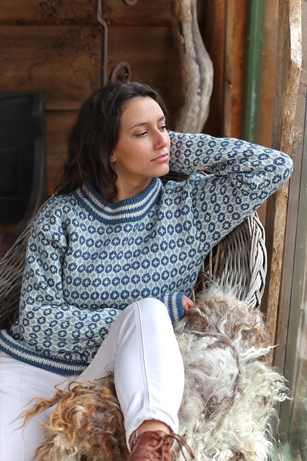 SVALASTOG dame støvet blå