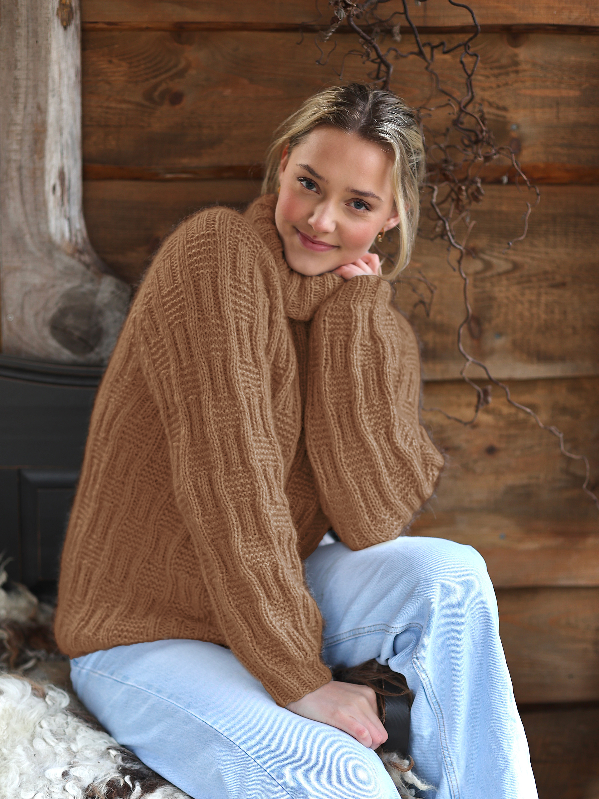 VAGA sweater camel