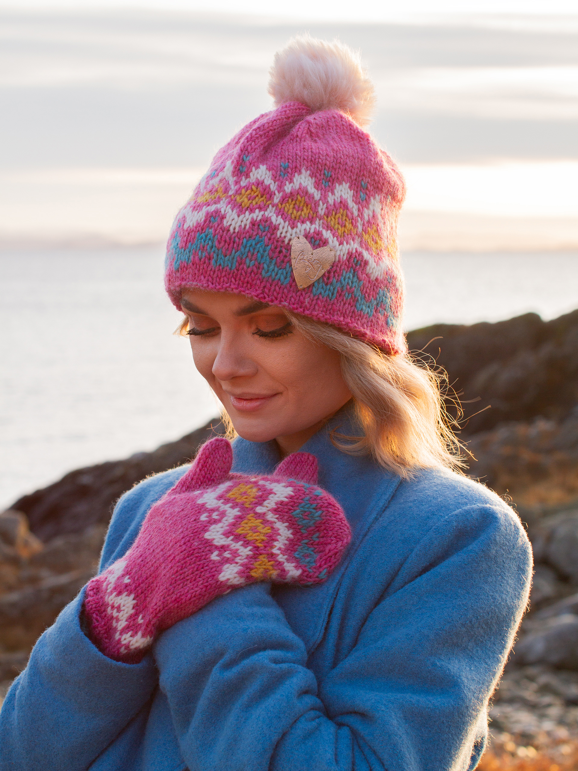 422K-06c VINUR hue og vanter