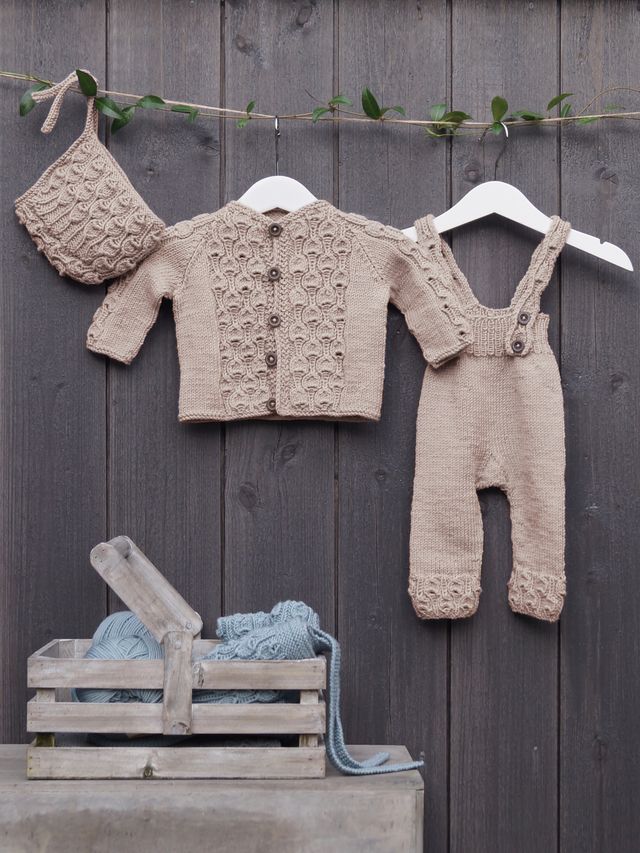 Vugge buksesæt beige