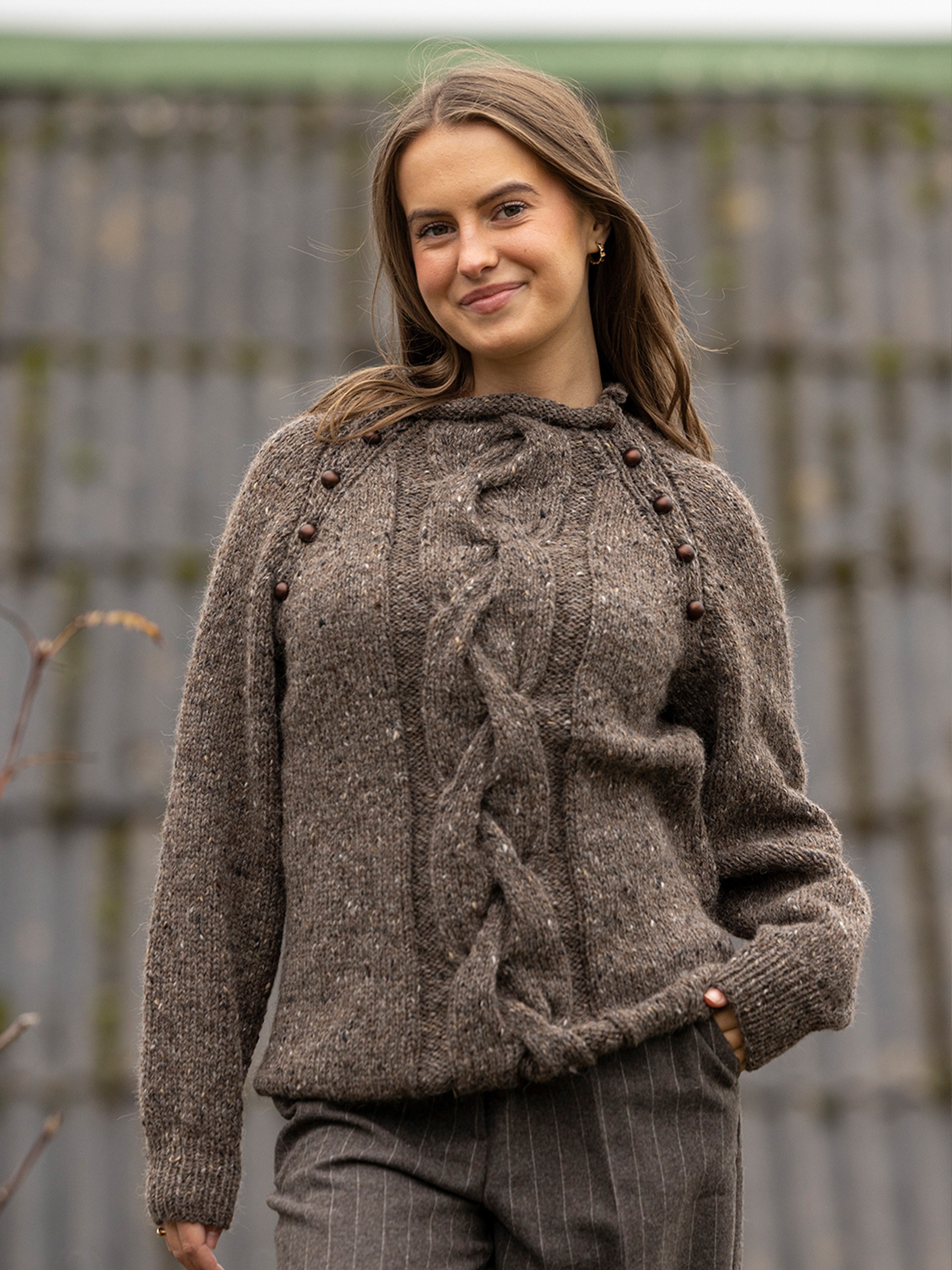 0005-11 Rognvald genser m/knappeåpning