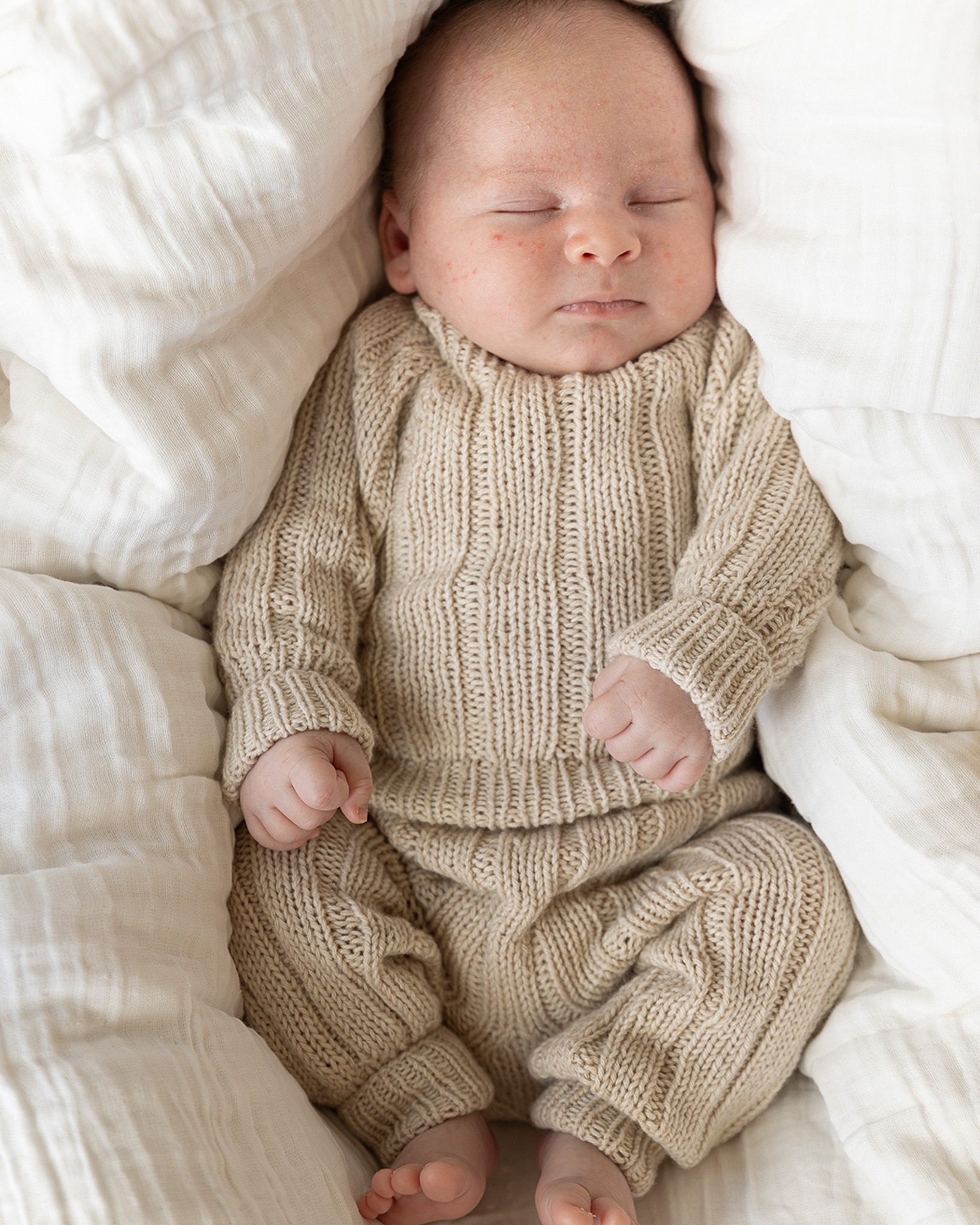 0012-2c Mys-sweater og -bukser