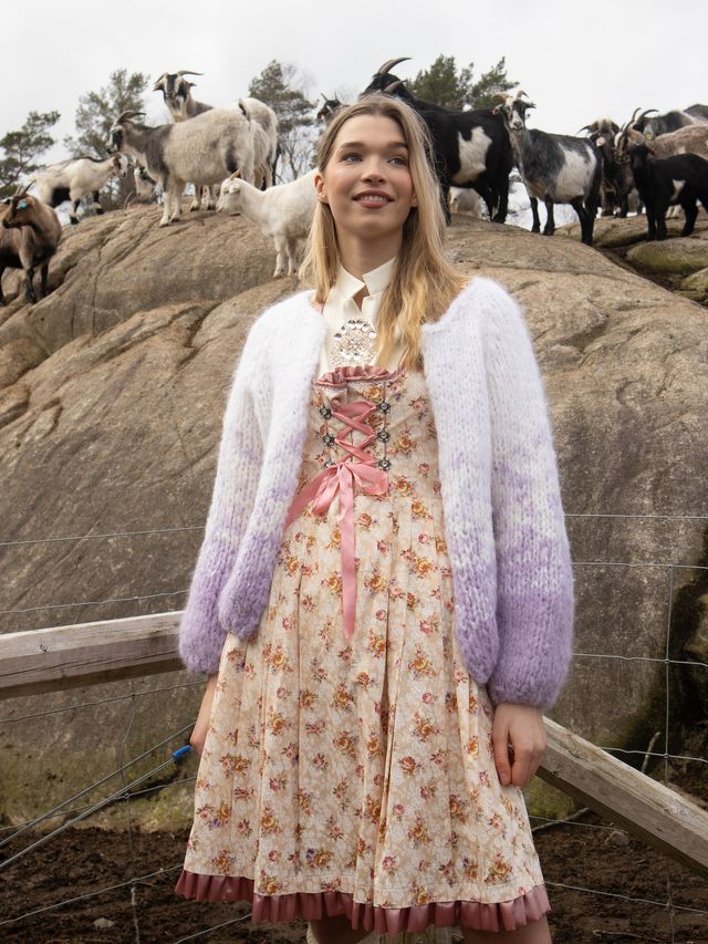 01-08 Crocus raglan jakke