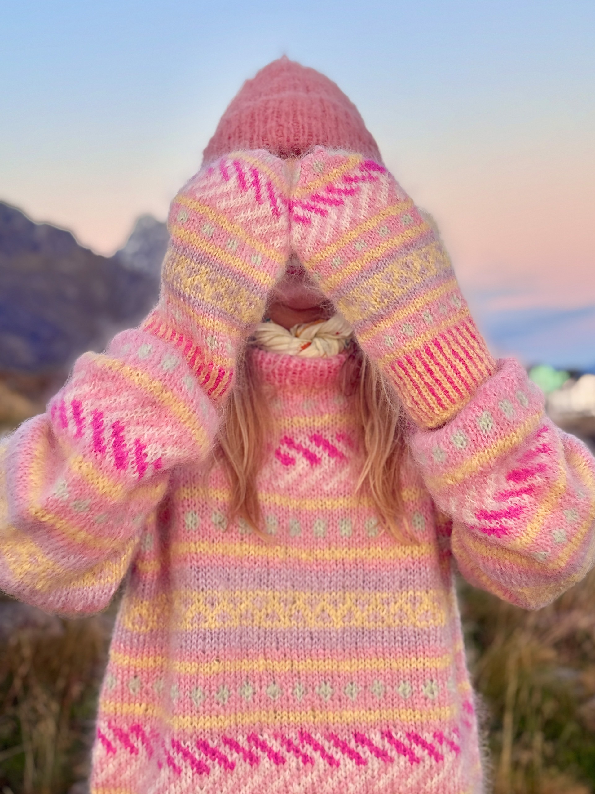 IR 02-14a Hanami votter (Påfugl in Paris)