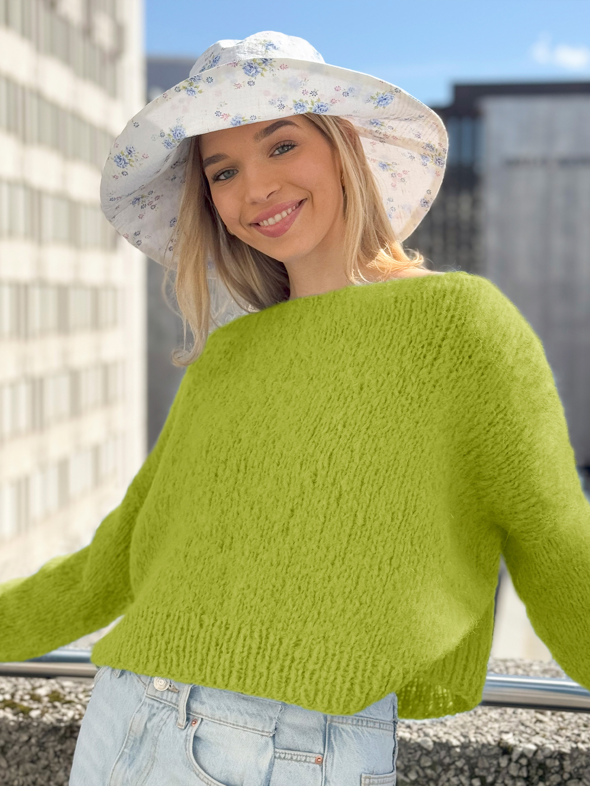 03-01b Finken genser