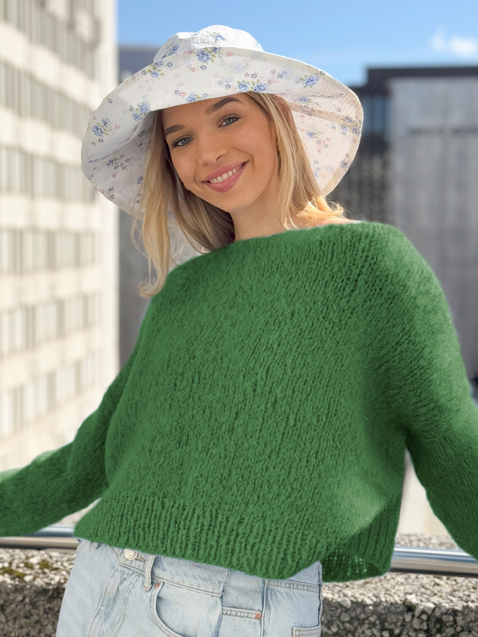 03-01f Finken genser