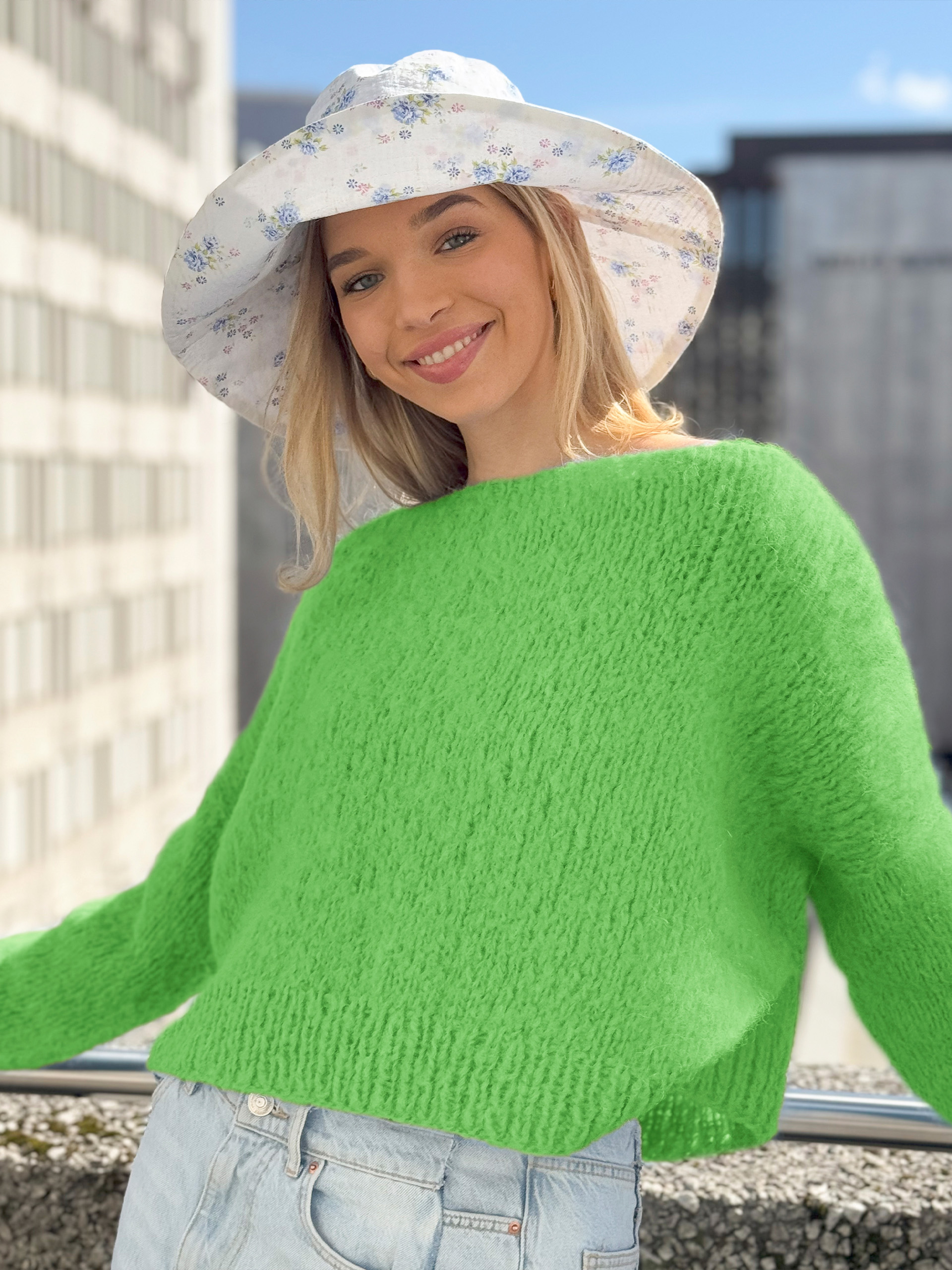 03-01k Finken genser