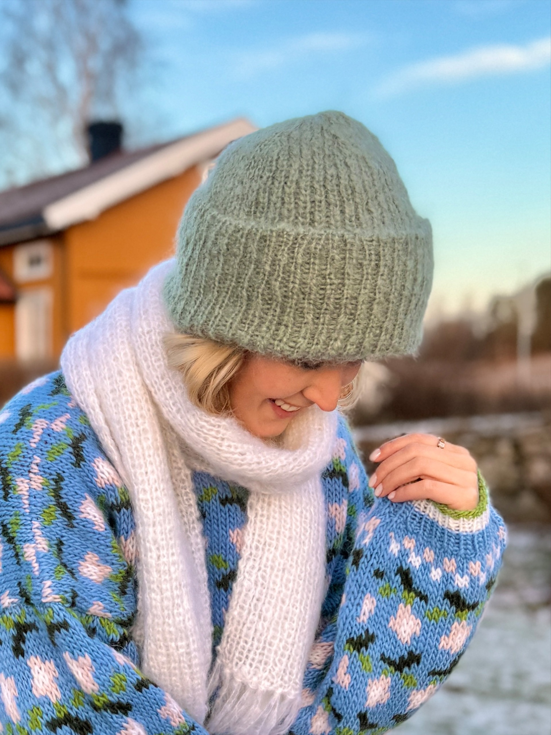 IR 05-04a Frost lue (Påfugl in Paris)