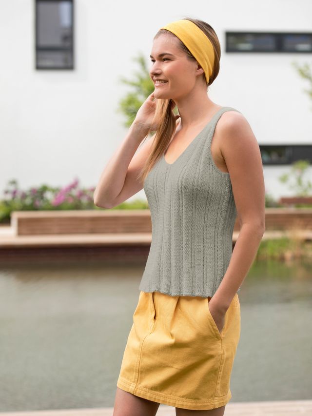 07-09a Sina sommertopp