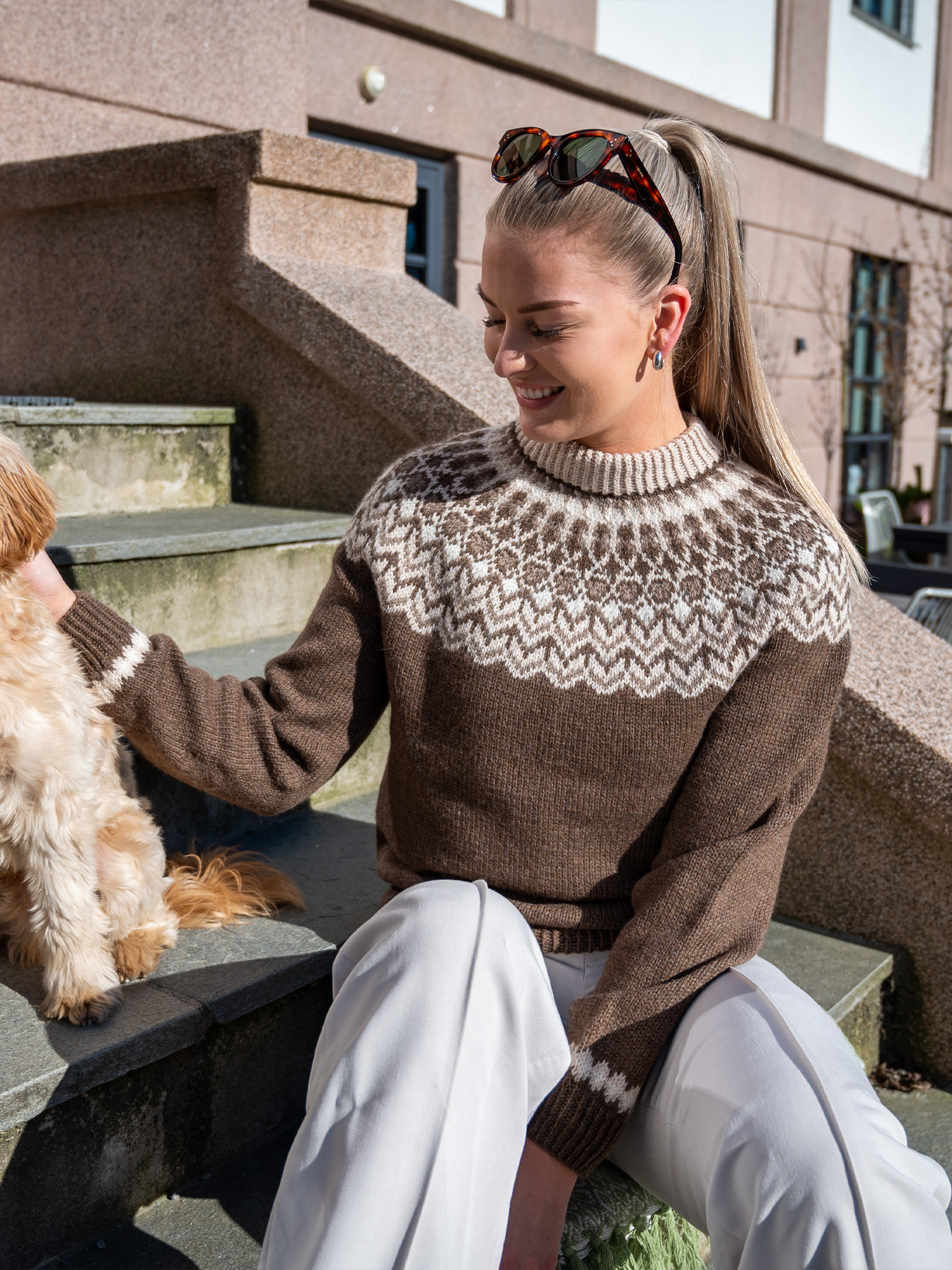 133-01a Pansy genser