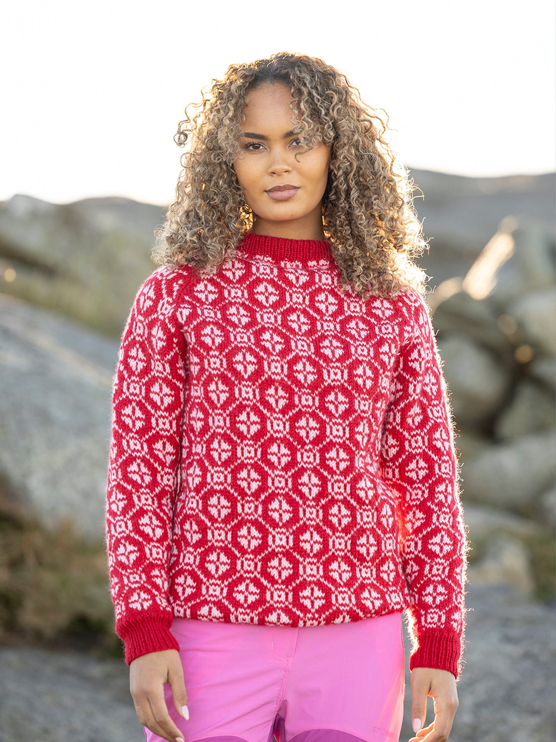 2524-7a Solglød genser