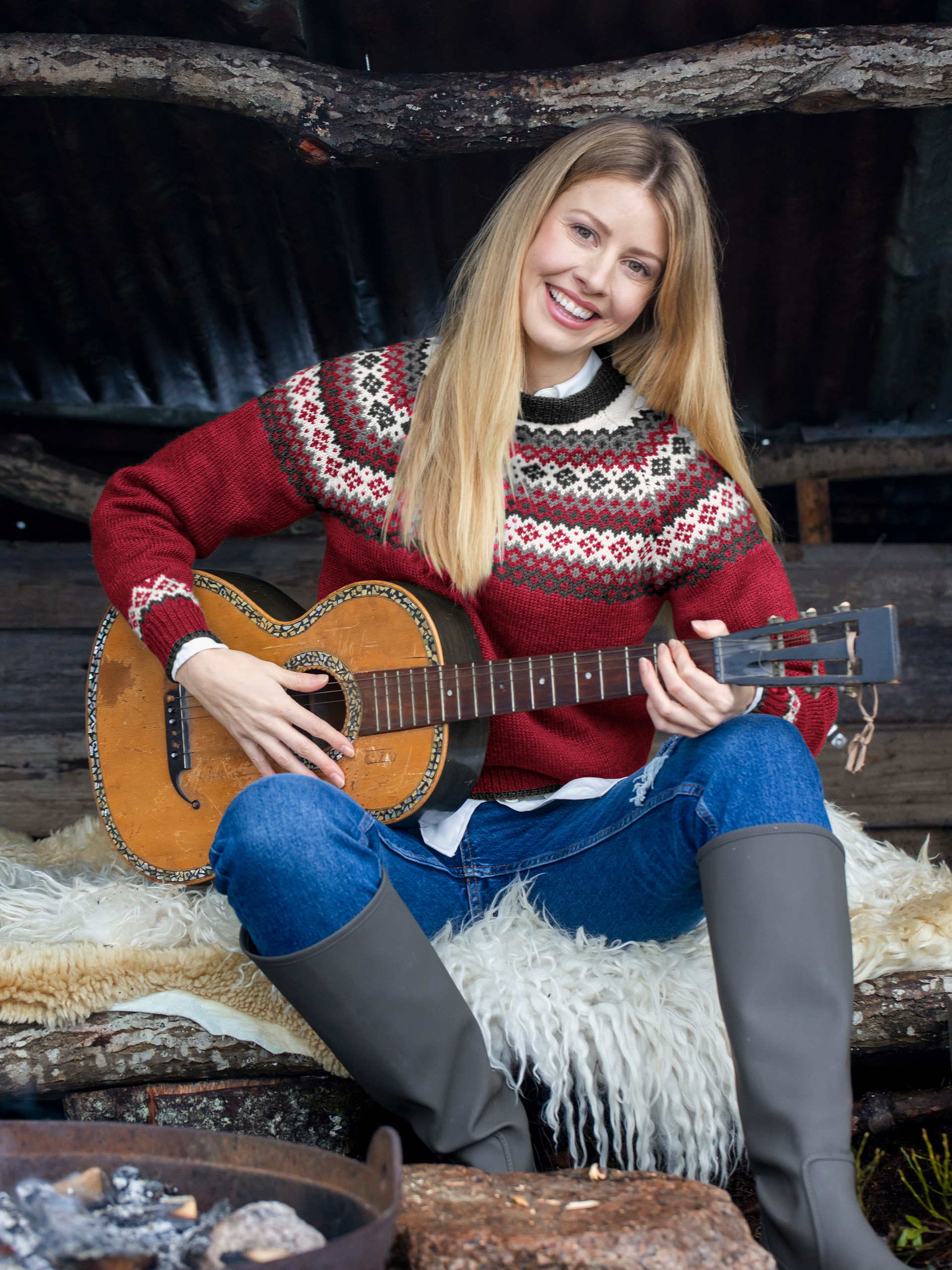 284-01c Rikke genser