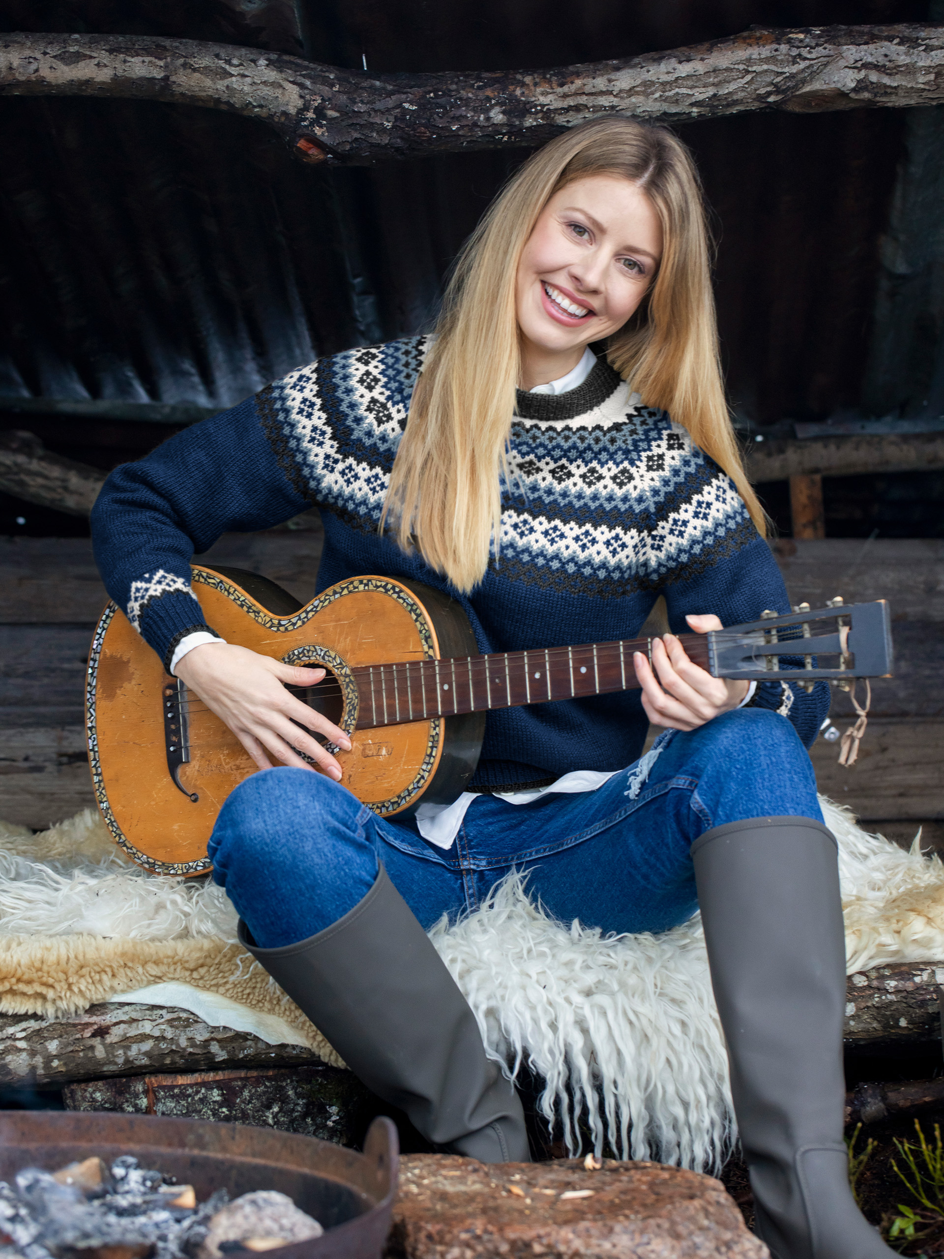 284-01d Rikke genser