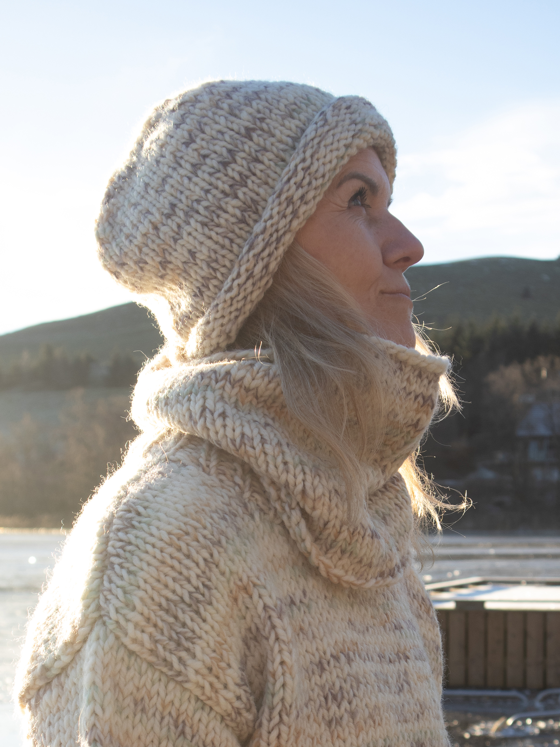 311-18 Vitalia halstube