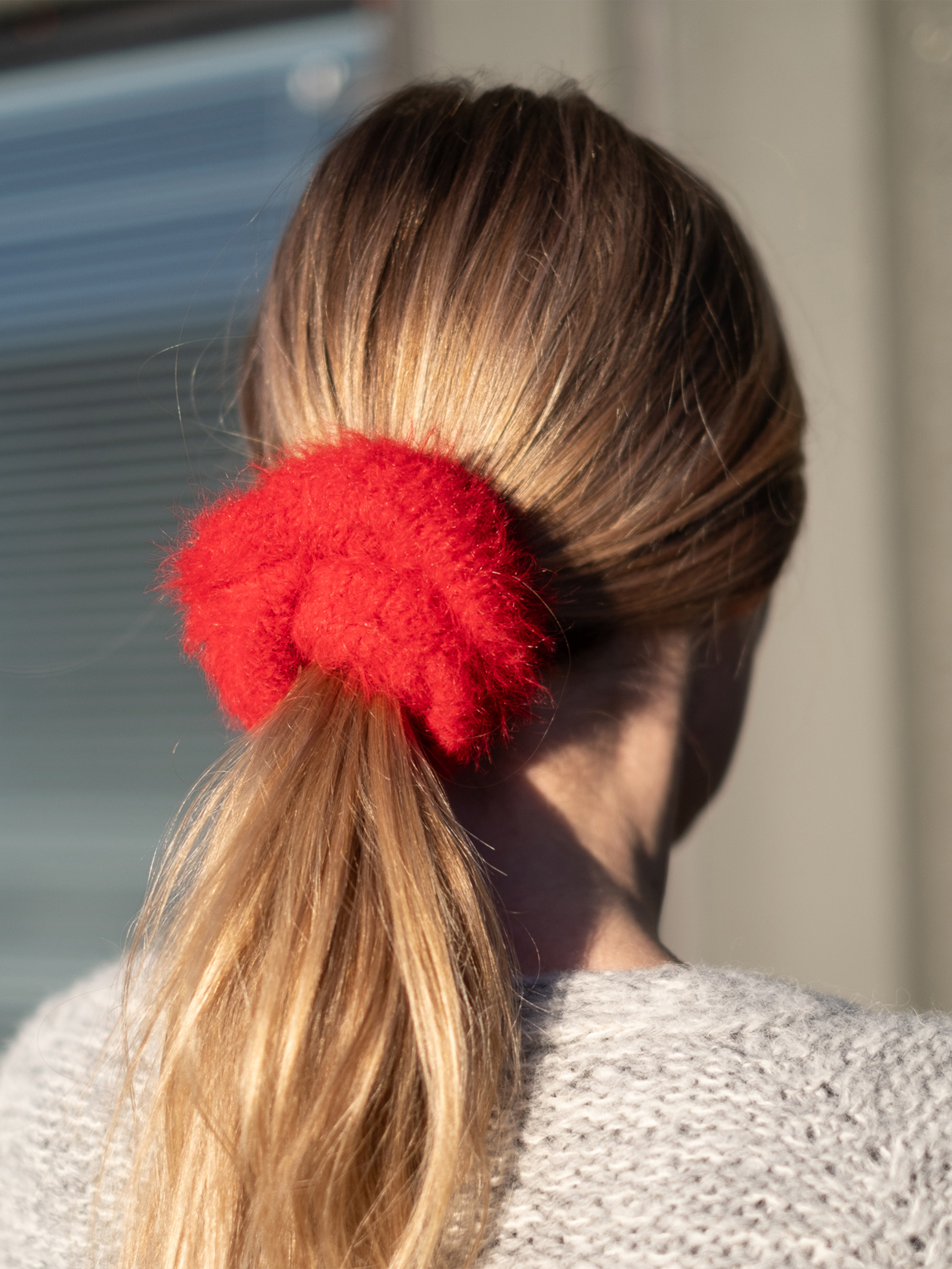 326-01B Scrunchie hårstrikk