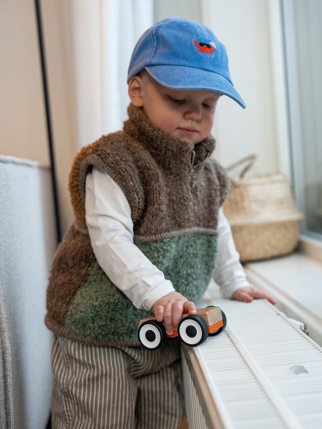 621V-04b RILO zip knit vest