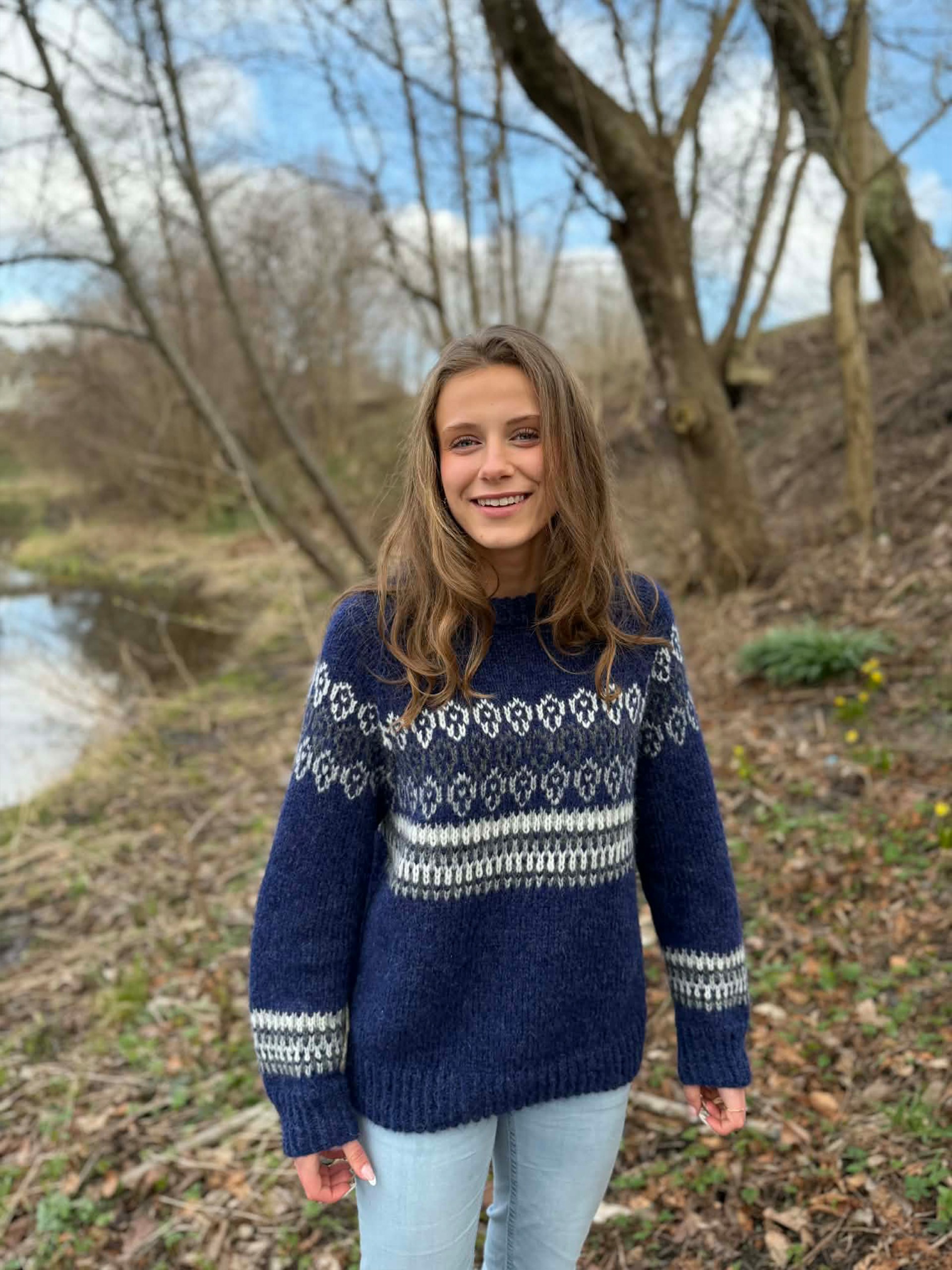 621VL-01e Valin sweater