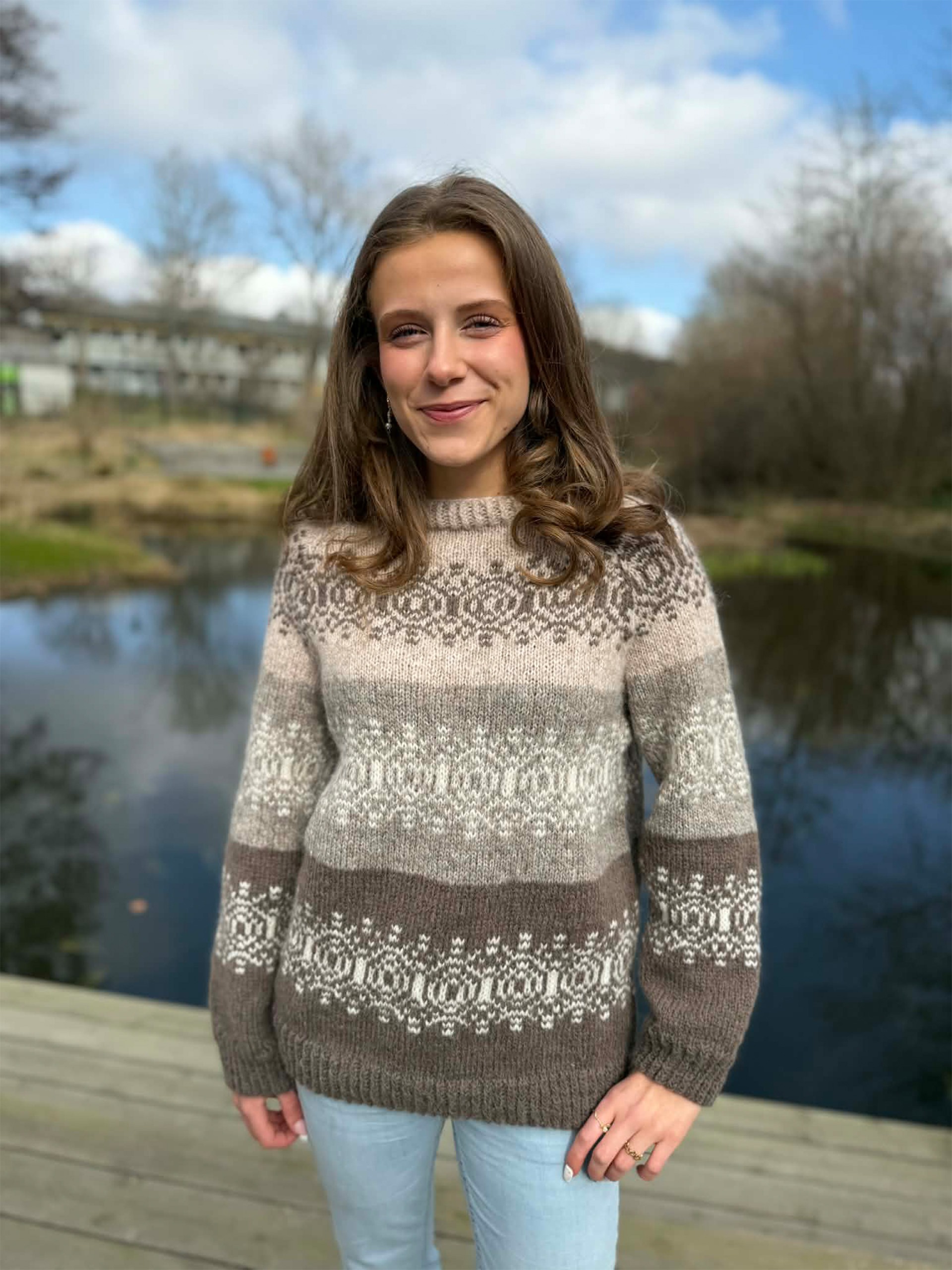 621VL-02a Vigre sweater