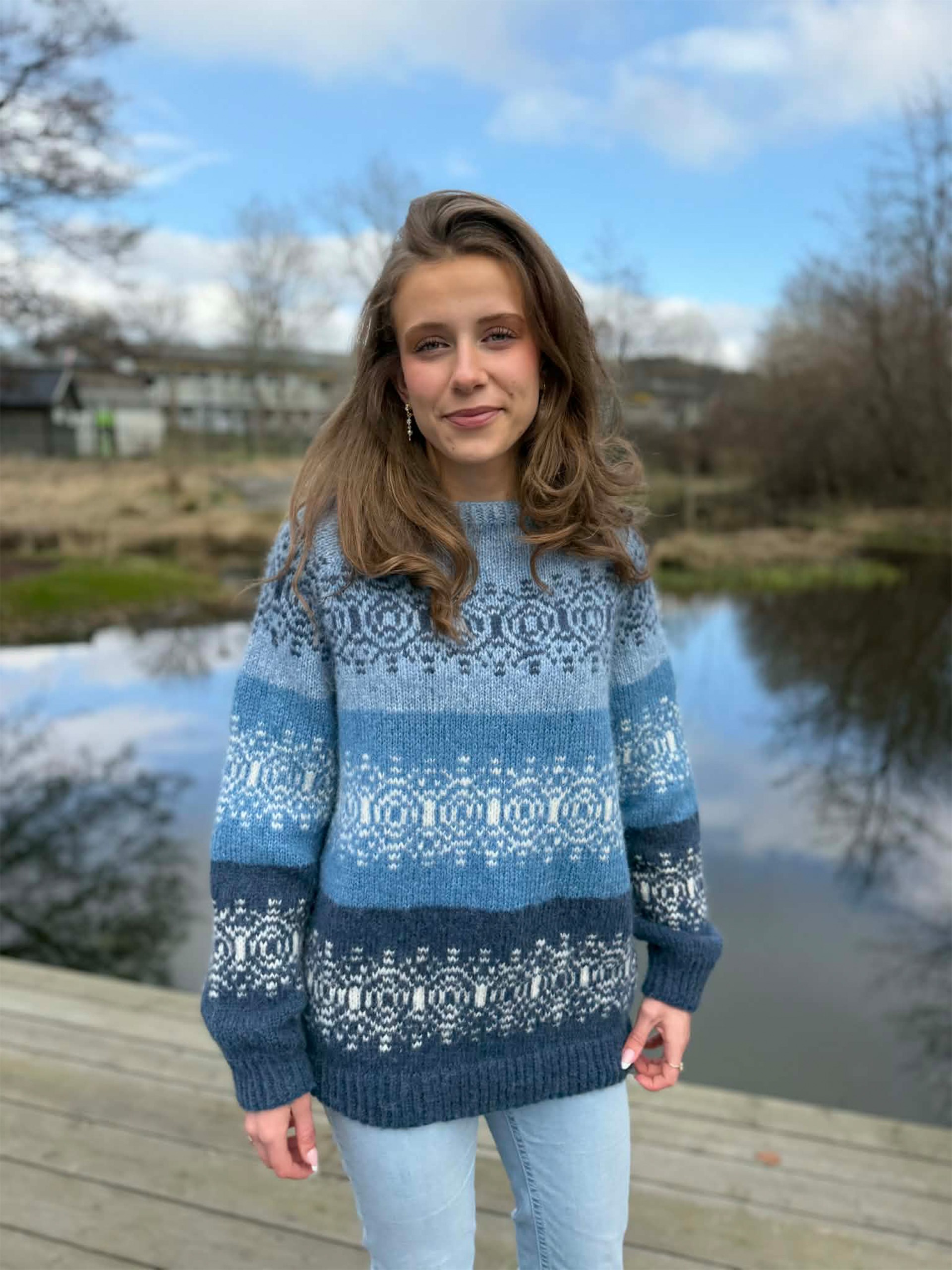 621VL-02b Vigre sweater